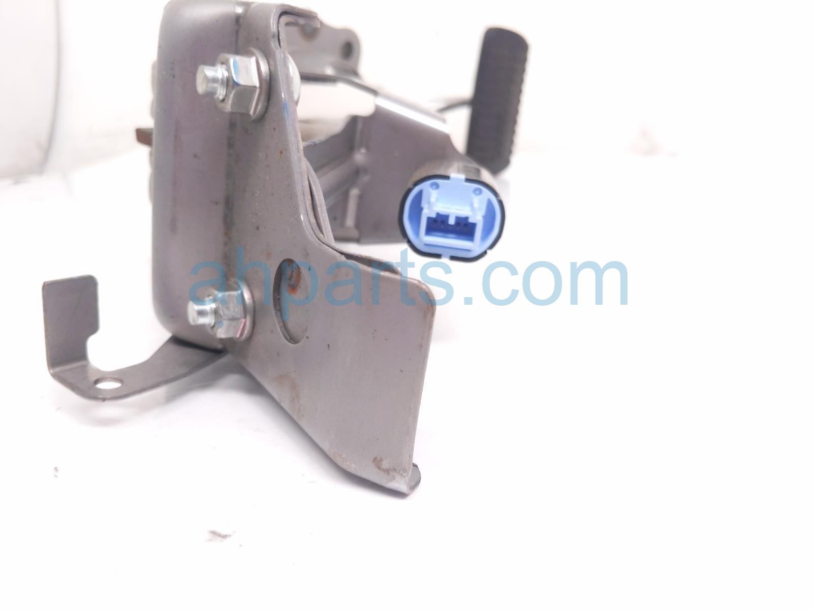 2023 Subaru Ascent Brake Pedal Assy Fl 36012XC00B Replacement 2023 Subaru Ascent Brake Pedal Assy Fl 36012XC00B Replacement thumbnail