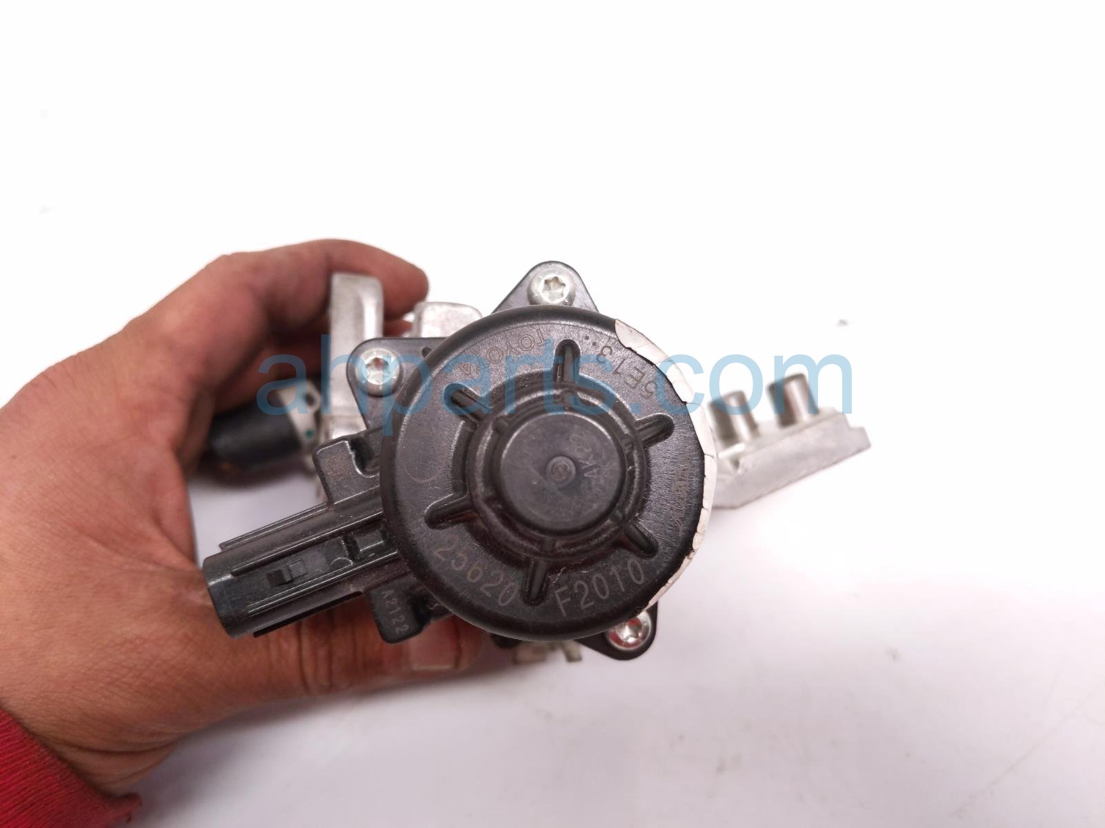 Toyota EGR VALVE - 2.0L FWD SE