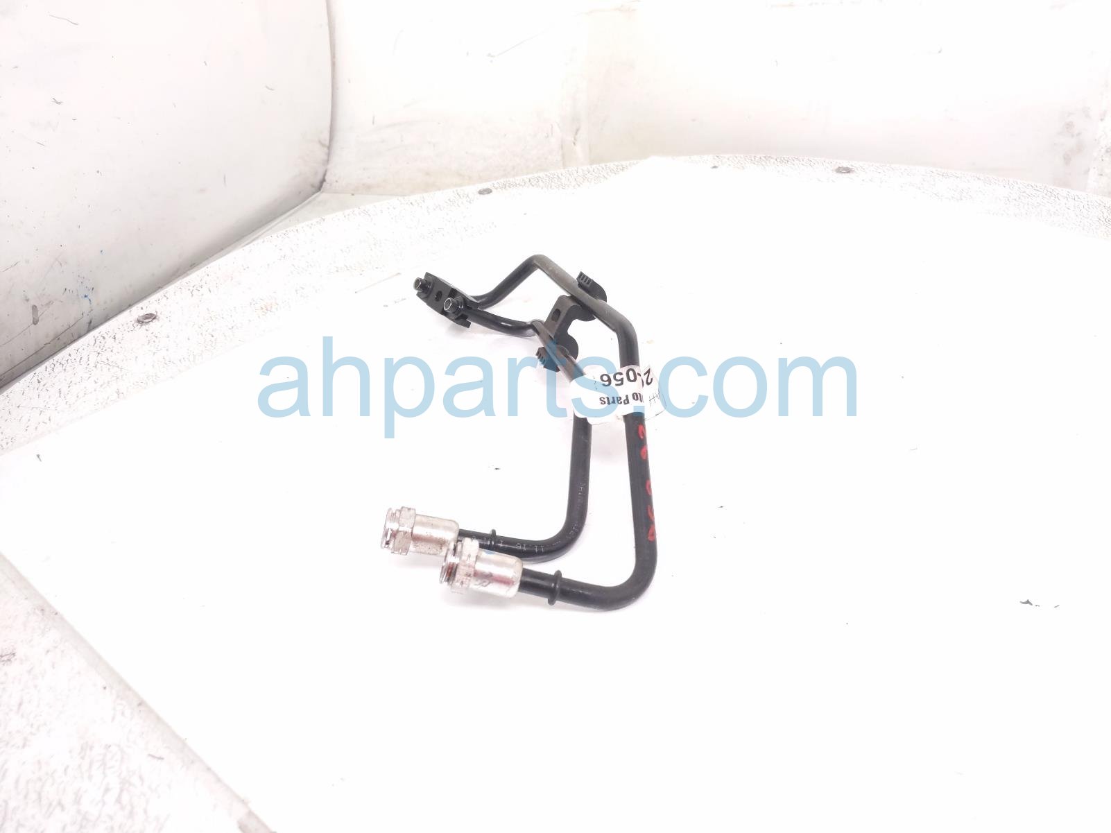 2017 Jeep Wrangler Transmission Oil Cooler Lines 68143893AA Replacement 2017 Jeep Wrangler Transmission Oil Cooler Lines 68143893AA Replacement thumbnail