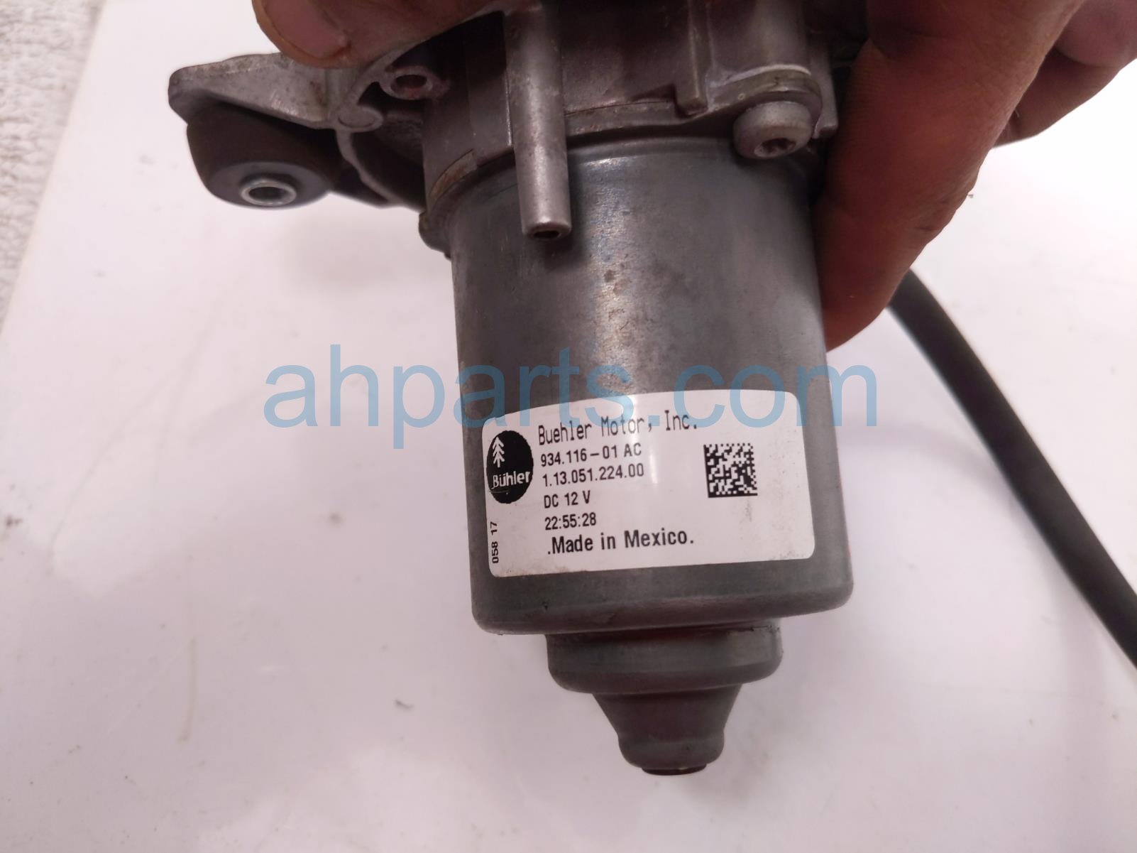 2017 Jeep Wrangler Brake Booster Vacuum Pump 4581586AB Replacement 2017 Jeep Wrangler Brake Booster Vacuum Pump 4581586AB Replacement thumbnail