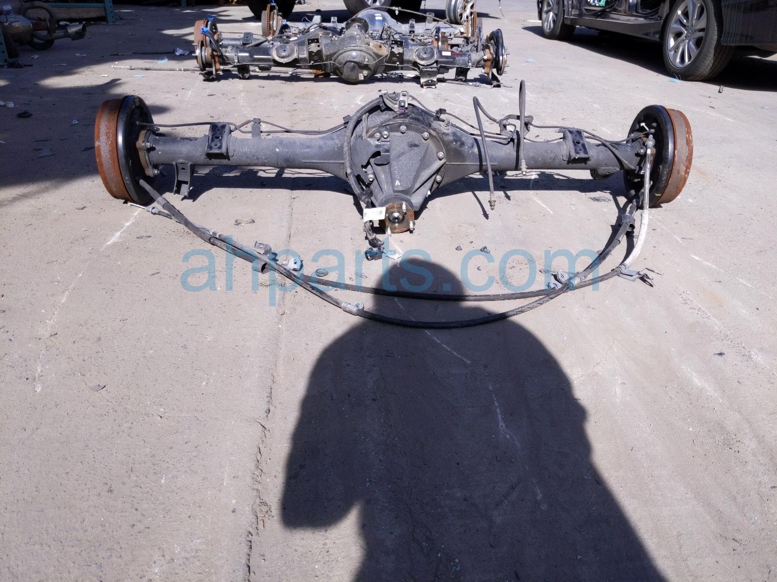 $2000 Toyota REAR AXLE BEAM ASSY - LOCKING