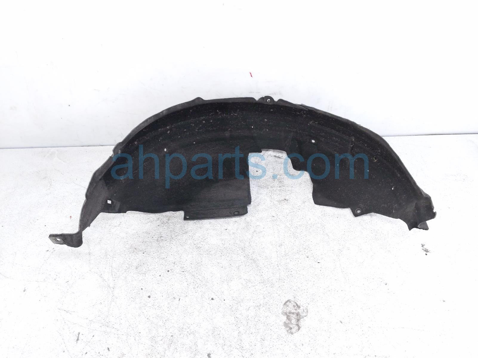 2016 Honda CR V Rear Passenger Inner Fender Liner 74552 T0A A01 Replacement 2016 Honda CR V Rear Passenger Inner Fender Liner 74552 T0A A01 Replacement thumbnail