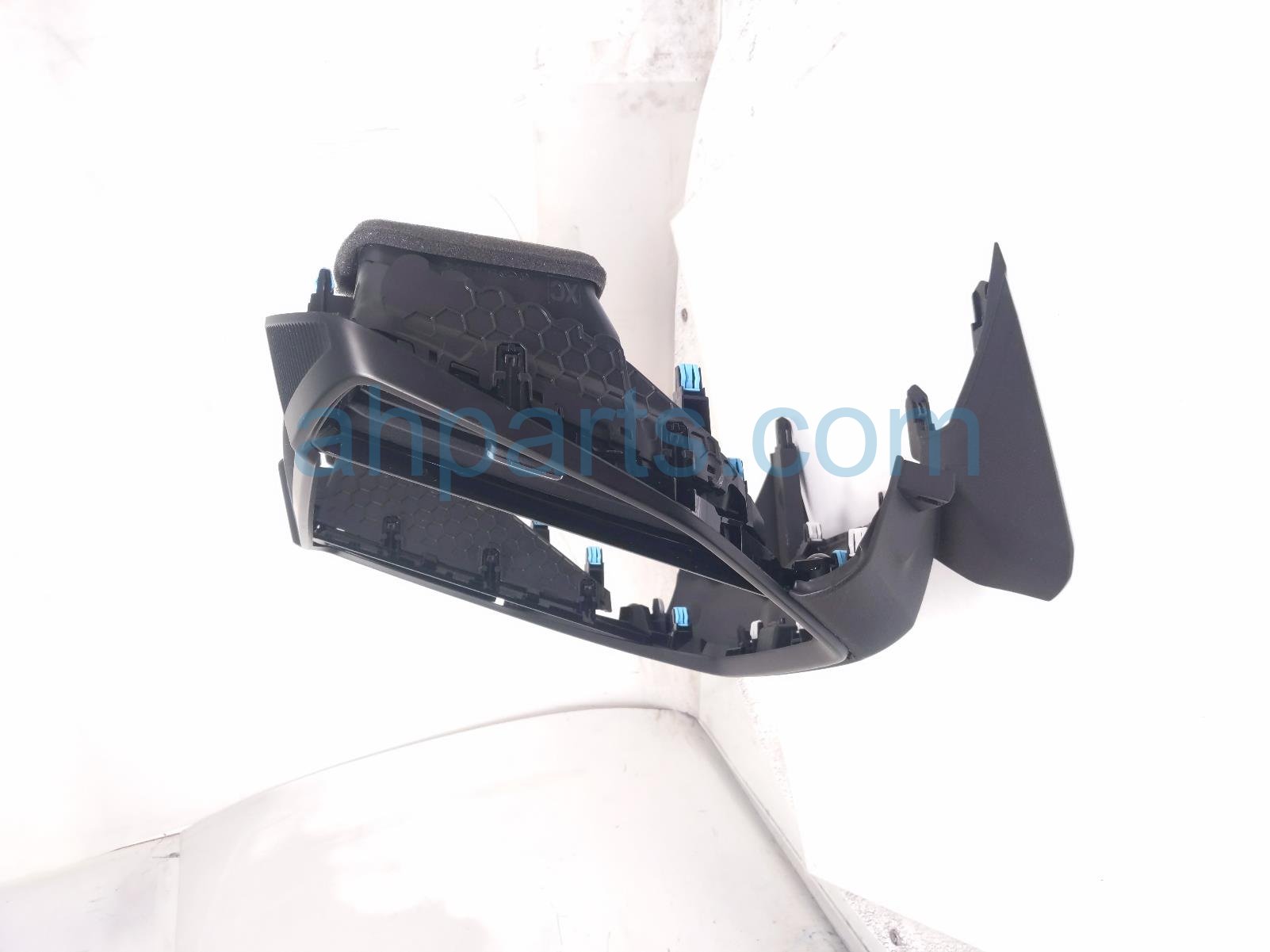 2023 Subaru Ascent Center Dash Radio Bezel W/vents blk 66067XC02A Replacement 2023 Subaru Ascent Center Dash Radio Bezel W/vents blk 66067XC02A Replacement thumbnail