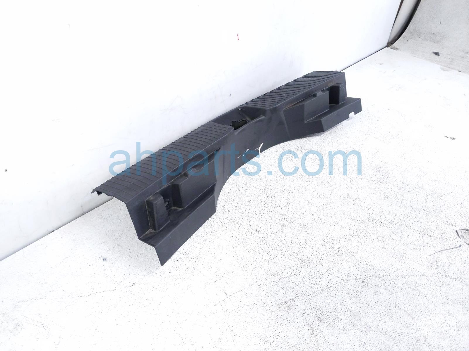 2023 Nissan Rogue Rear Cargo Sill Trim Panel Blk 84992 6RR0A Replacement 2023 Nissan Rogue Rear Cargo Sill Trim Panel Blk 84992 6RR0A Replacement thumbnail