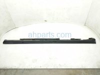 Toyota RH SIDE SKIRT / MOLDING - BLACK Toyota RH SIDE SKIRT / MOLDING - BLACK