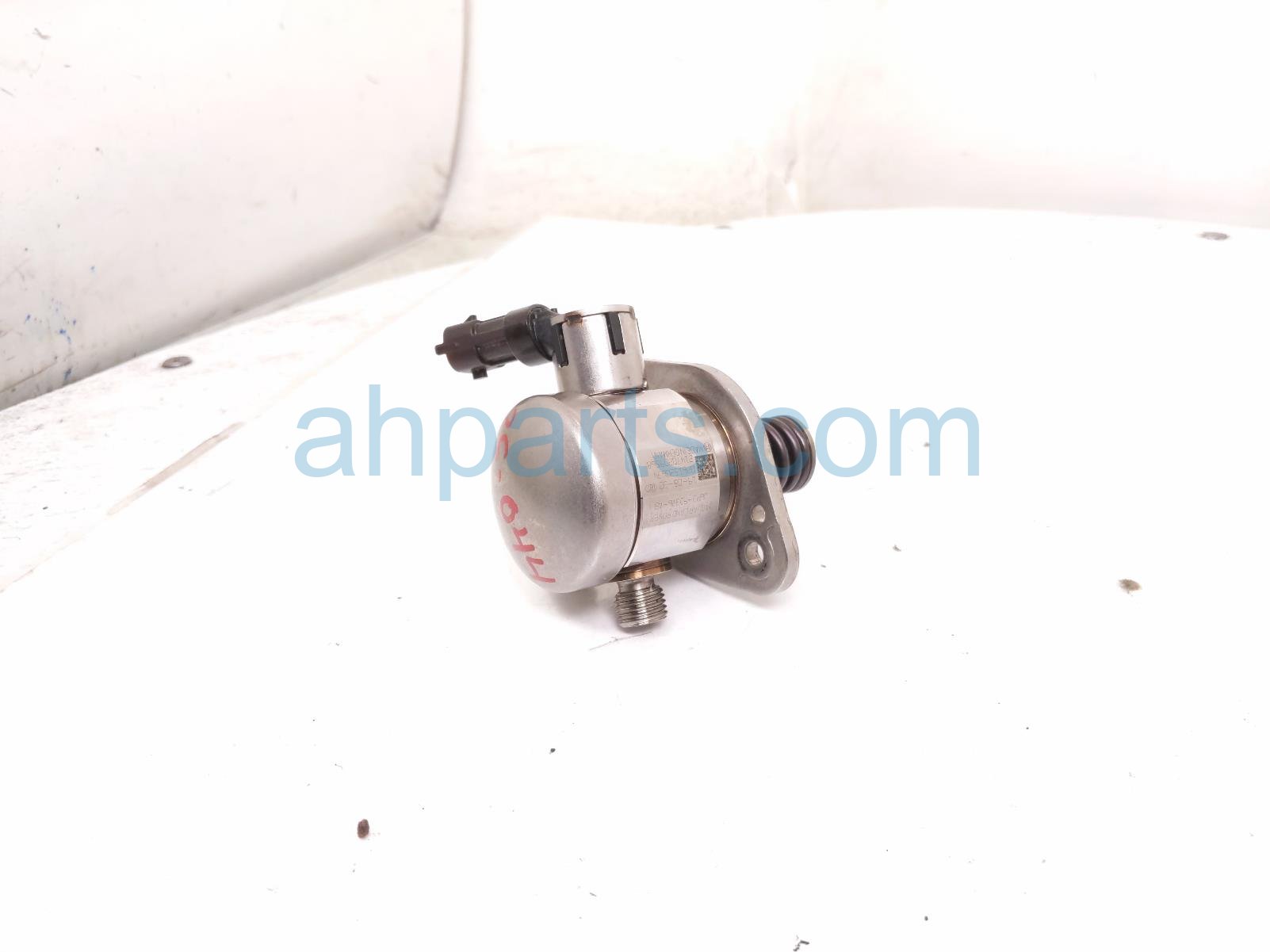 2020 Land Rover Range Rover Sport High Pressure Fuel Pump Engine Mtd J6P3 9D376 AB Replacement 2020 Land Rover Range Rover Sport High Pressure Fuel Pump Engine Mtd J6P3 9D376 AB Replacement thumbnail