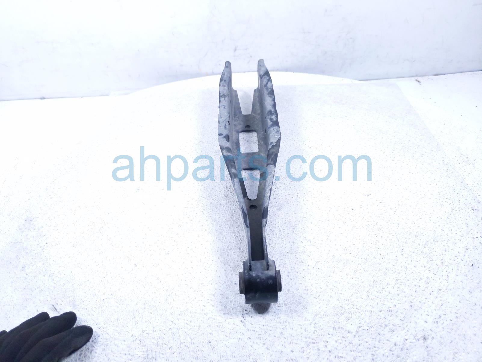 2023 Subaru Ascent Rear Passenger Lateral Lower Control Arm 20250XC02A Replacement 2023 Subaru Ascent Rear Passenger Lateral Lower Control Arm 20250XC02A Replacement thumbnail