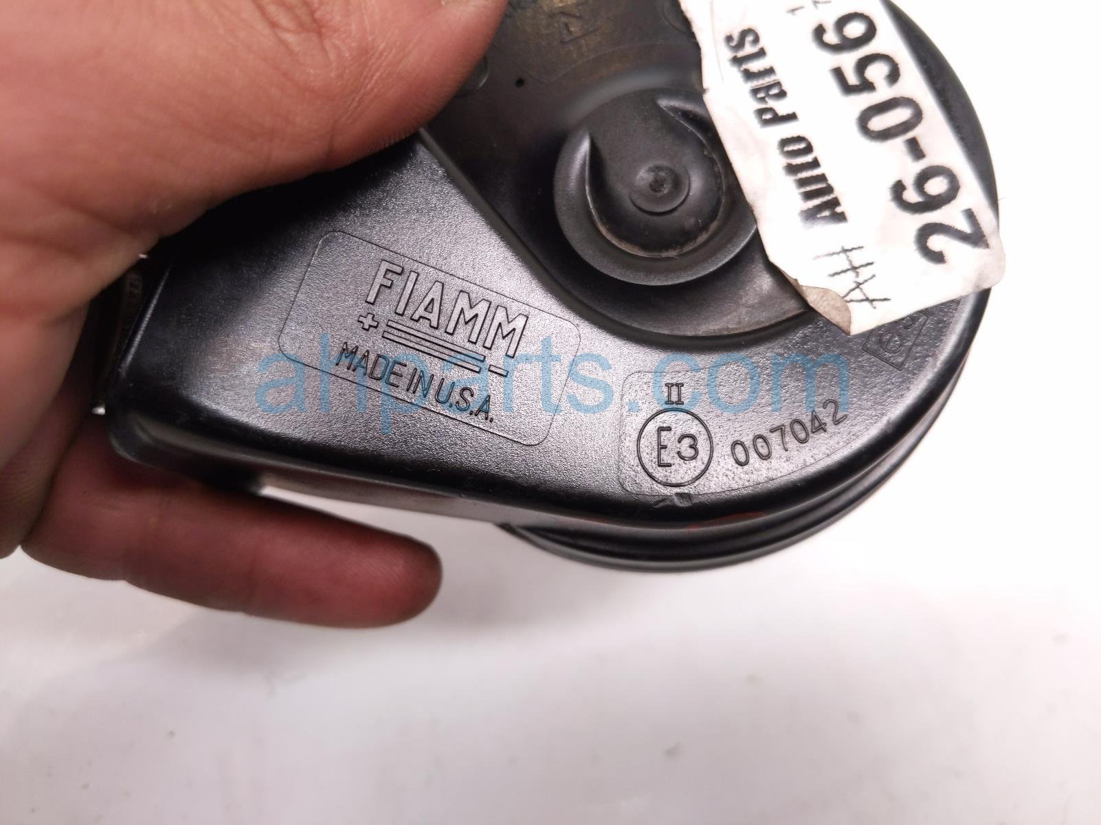 2017 Jeep Wrangler Low Note Horn 68268568AA Replacement 2017 Jeep Wrangler Low Note Horn 68268568AA Replacement thumbnail