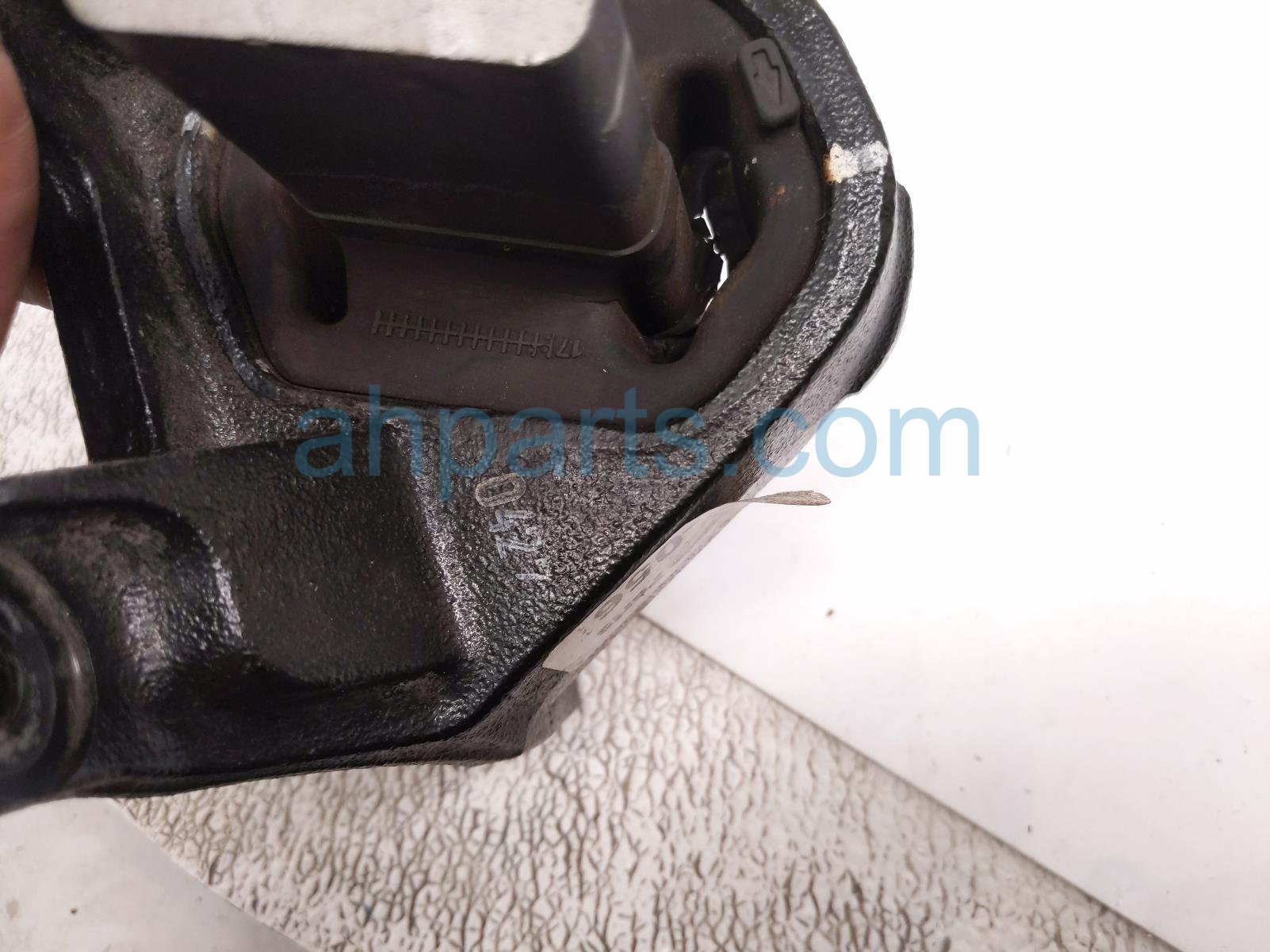 2017 Jeep Wrangler Engine/motor Passenger Engine Mount Insulator 3.6l 5147190AC Replacement 2017 Jeep Wrangler Engine/motor Passenger Engine Mount Insulator 3.6l 5147190AC Replacement thumbnail