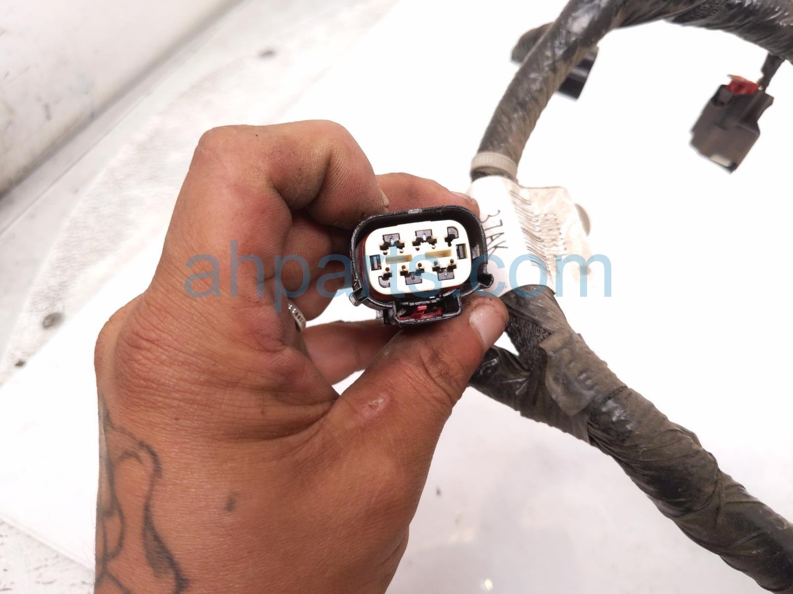 2017 Jeep Wrangler Fuel Injector Wiring Harness 68087837AK Replacement 2017 Jeep Wrangler Fuel Injector Wiring Harness 68087837AK Replacement thumbnail