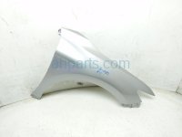 Toyota RH FENDER - SILVER *DINGED Toyota RH FENDER - SILVER *DINGED