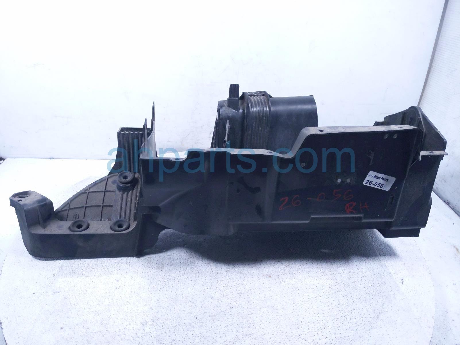 2017 Jeep Wrangler Battery Tray Passenger 3.6l 68142959AF Replacement 2017 Jeep Wrangler Battery Tray Passenger 3.6l 68142959AF Replacement thumbnail