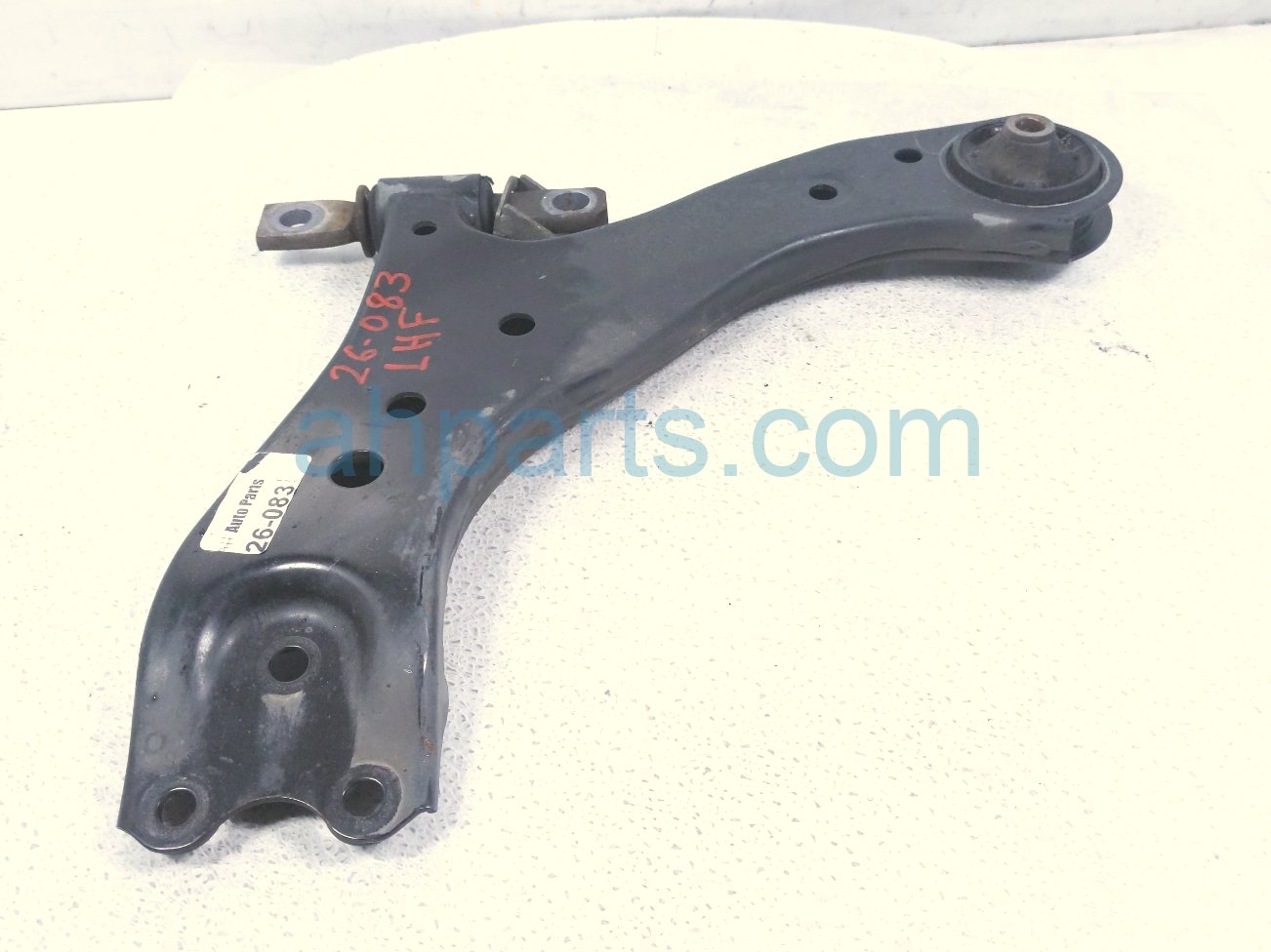 Lexus FR/LH LOWER CONTROL ARM