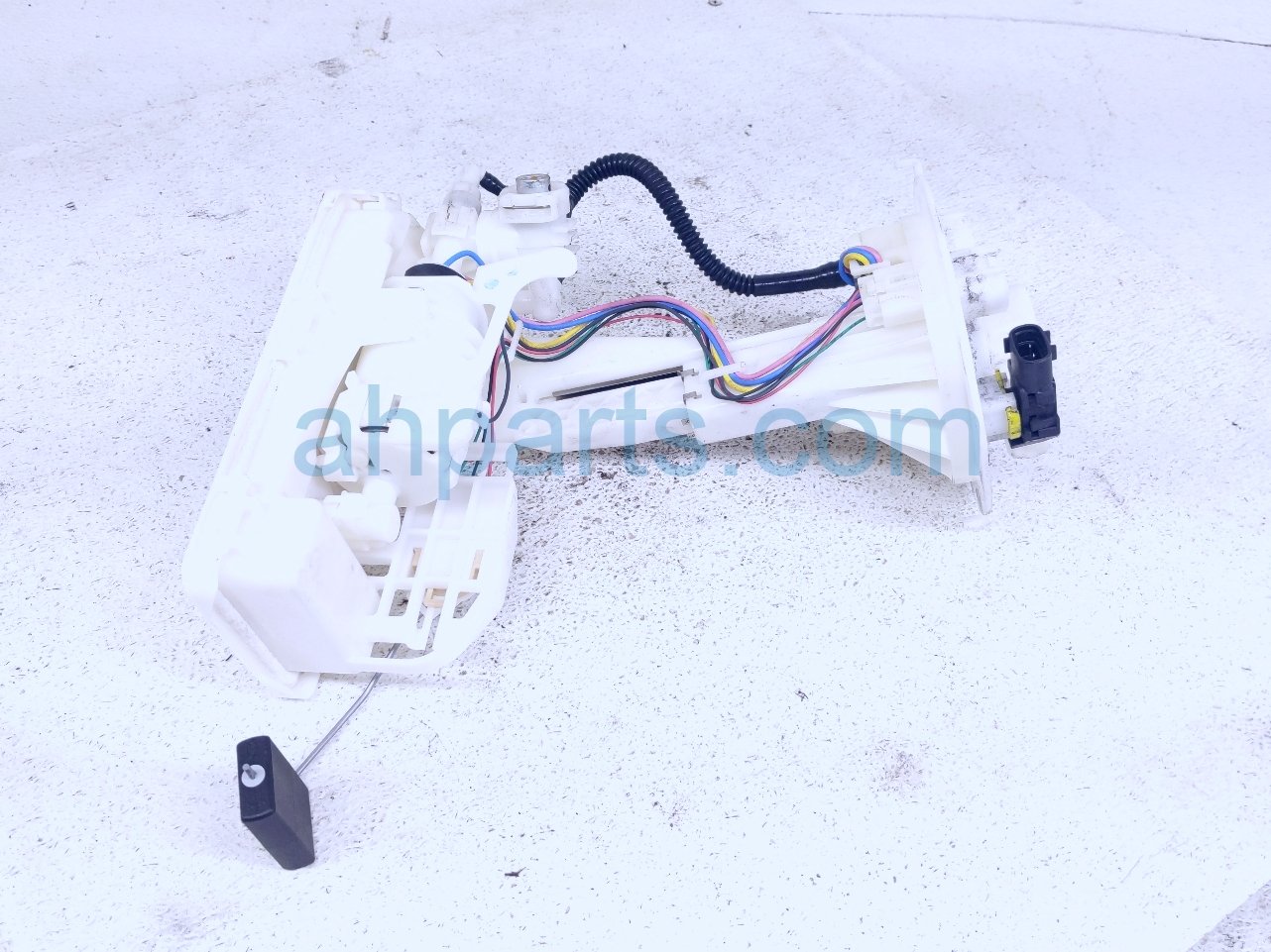 Lexus GAS / FUEL PUMP (TANK MOUNTED)