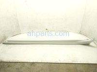 Honda LH SIDE SKIRT / MOLDING - WHITE Honda LH SIDE SKIRT / MOLDING - WHITE
