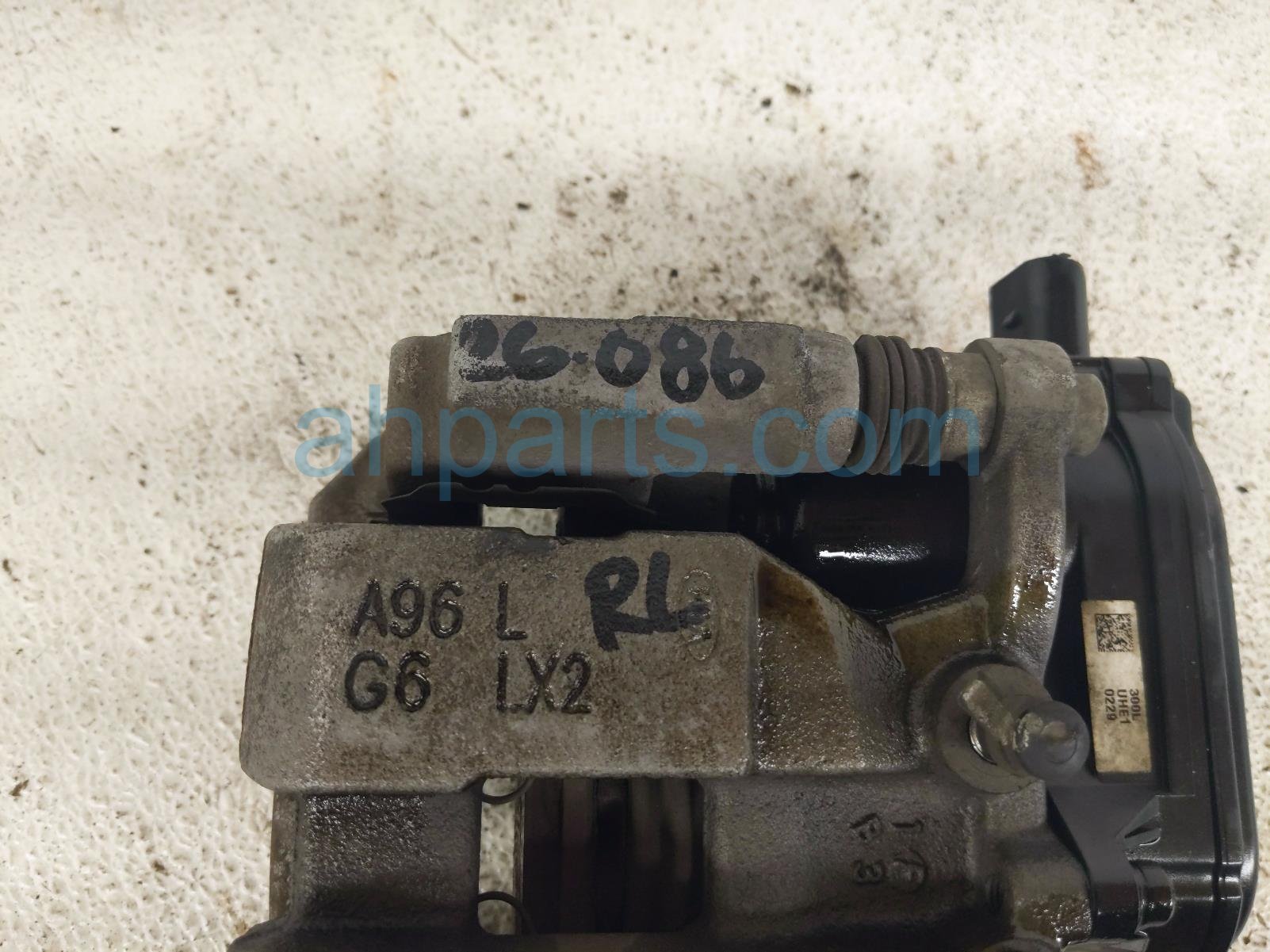 2022 Kia Telluride Rear Driver Brake Caliper 58310 S9A30 Replacement 2022 Kia Telluride Rear Driver Brake Caliper 58310 S9A30 Replacement thumbnail