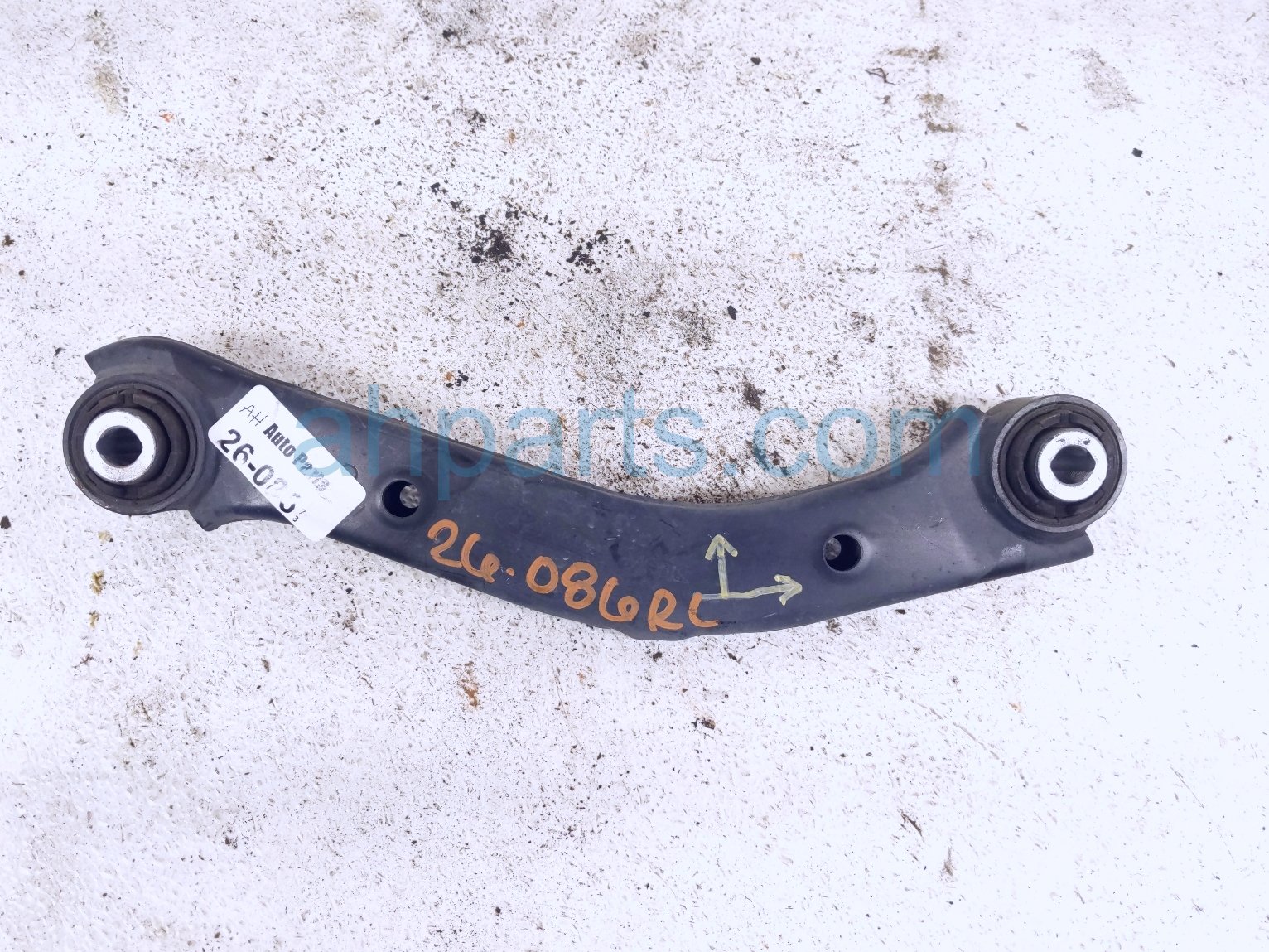 Kia RR/LH UPPER CONTROL ARM -