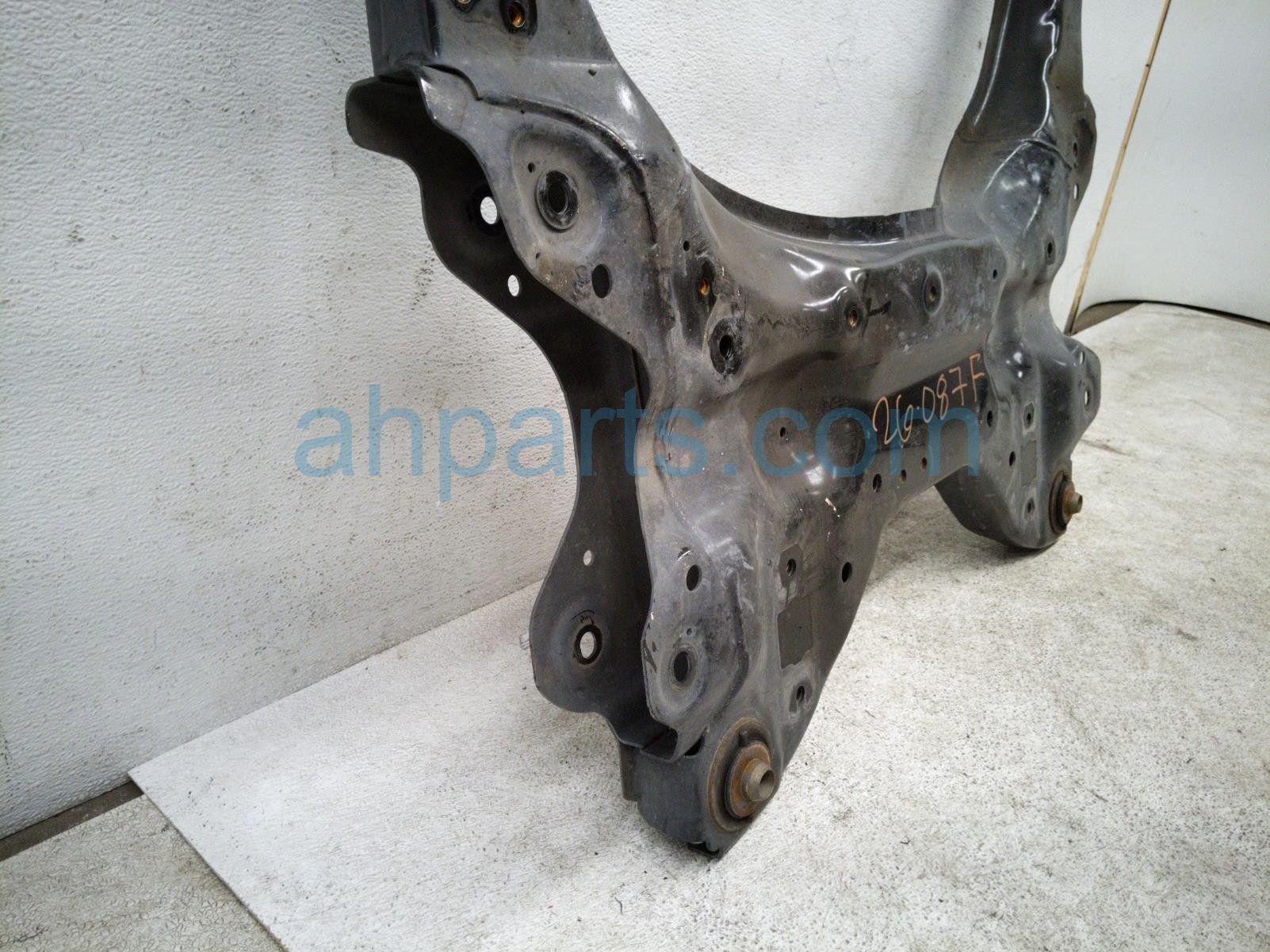 2023 Nissan Pathfinder Crossmember Front Engine Sub Frame / Cradle 54400 Replacement 2023 Nissan Pathfinder Crossmember Front Engine Sub Frame / Cradle 54400 Replacement thumbnail