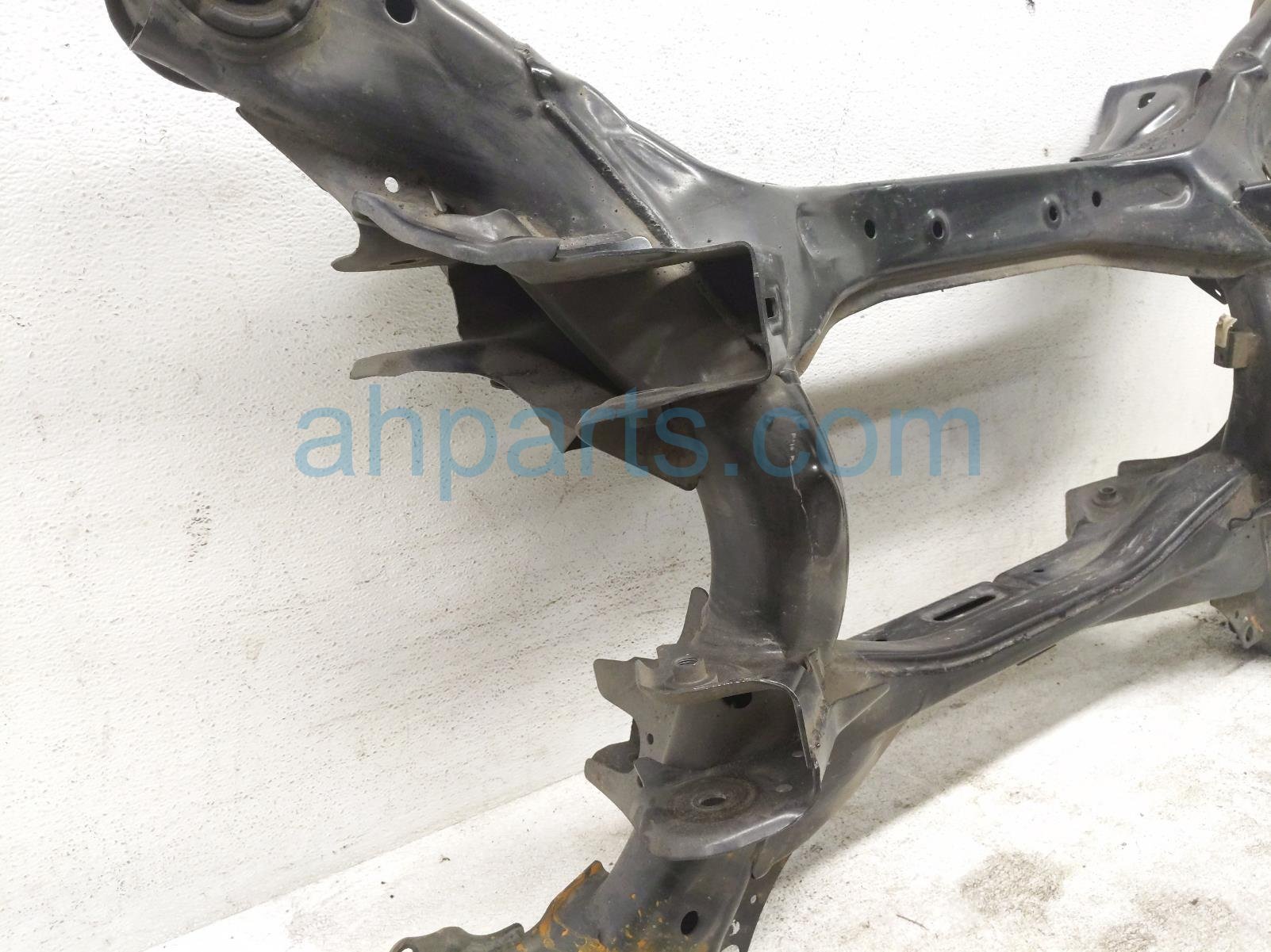 2015 Acura TLX Crossmember Rear Sub Frame / Cradle 50300 TZ3 A11 Replacement 2015 Acura TLX Crossmember Rear Sub Frame / Cradle 50300 TZ3 A11 Replacement thumbnail