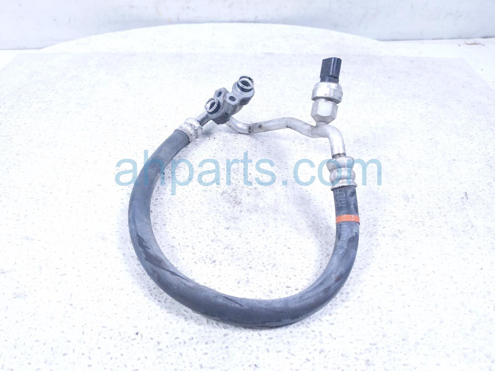Honda A/C DISCHARGE HOSE - 1.5L