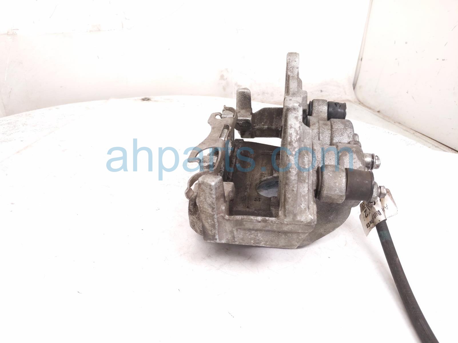 2023 Subaru Ascent Core Core Front Driver Brake Caliper 26292XC01A Replacement 2023 Subaru Ascent Core Core Front Driver Brake Caliper 26292XC01A Replacement thumbnail