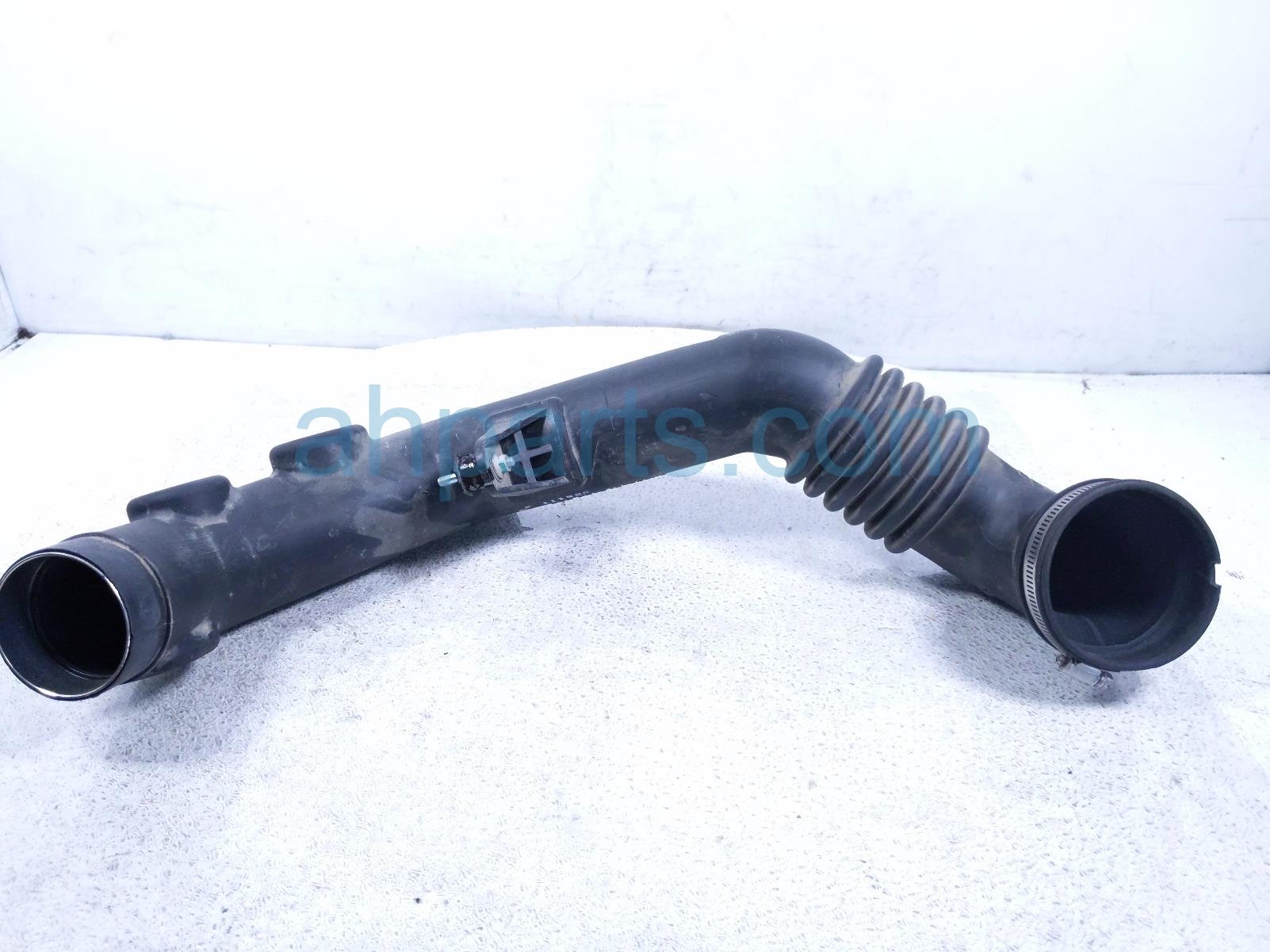 2023 Subaru Ascent Air Intake Inlet Tube Assy 46011XC00A Replacement 2023 Subaru Ascent Air Intake Inlet Tube Assy 46011XC00A Replacement thumbnail