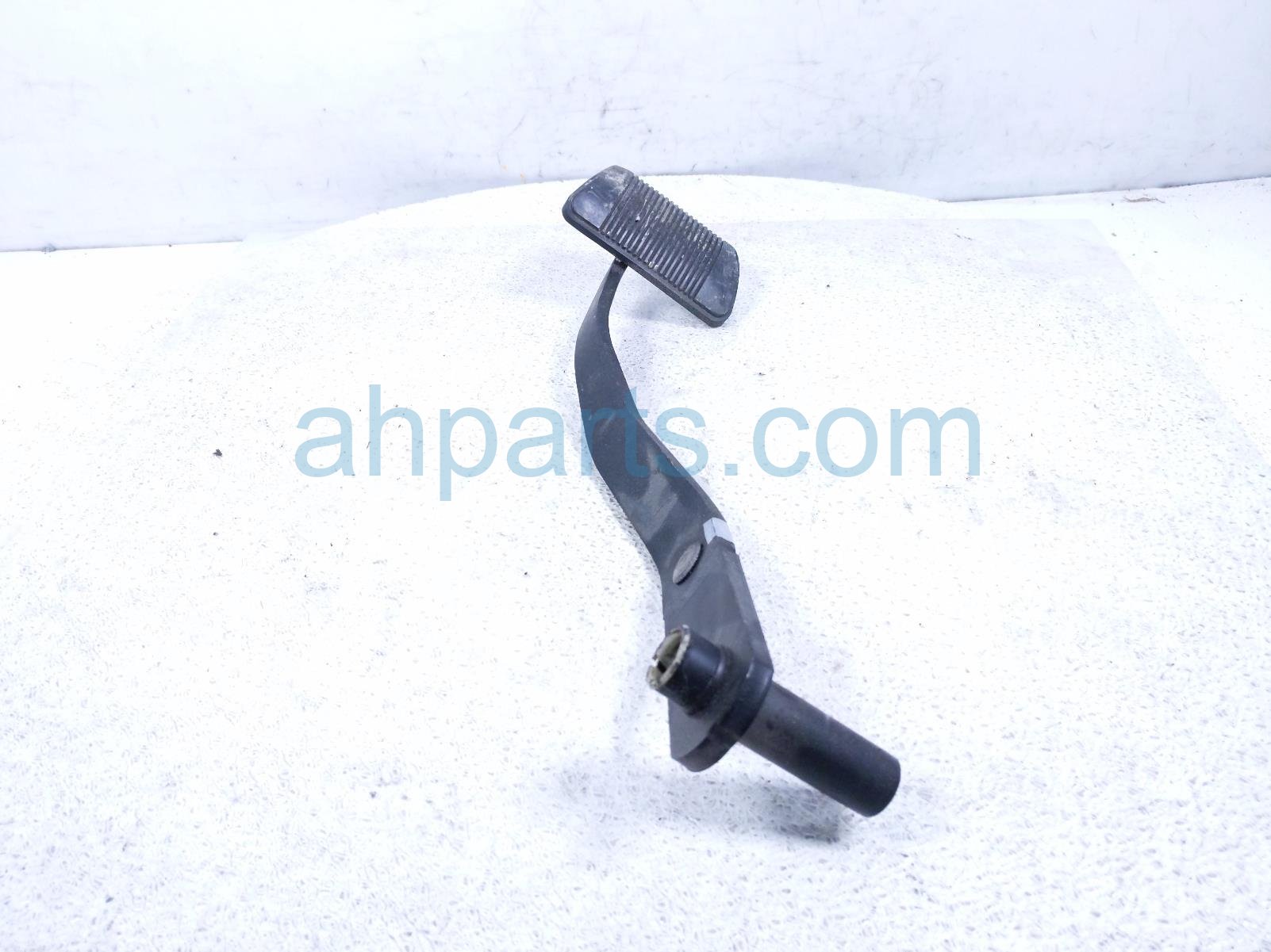 2017 Jeep Wrangler Brake Pedal Assy 52059872AC Replacement 2017 Jeep Wrangler Brake Pedal Assy 52059872AC Replacement thumbnail