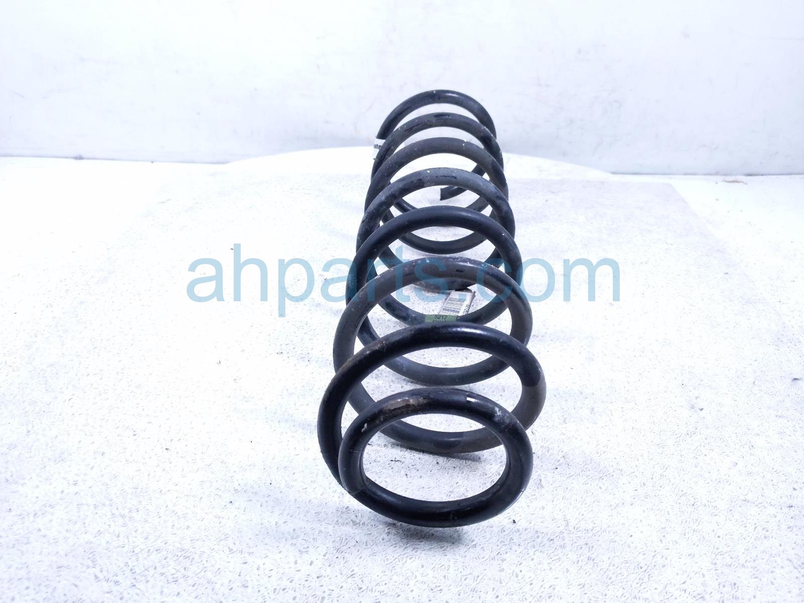 2017 Jeep Wrangler Strut / Front Driver Coil Spring Rubicon 52126318AC Replacement 2017 Jeep Wrangler Strut / Front Driver Coil Spring Rubicon 52126318AC Replacement thumbnail