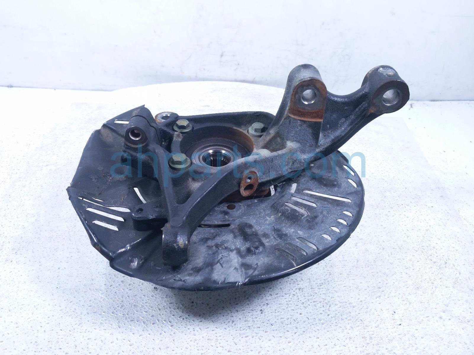 2023 Subaru Ascent Front Driver Spindle Knuckle Hub 26290XC01A Replacement 2023 Subaru Ascent Front Driver Spindle Knuckle Hub 26290XC01A Replacement thumbnail