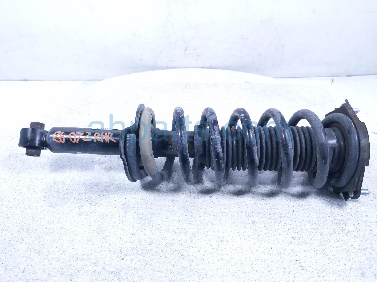 Subaru RR/RH STRUT + SPRING Subaru RR/RH STRUT + SPRING