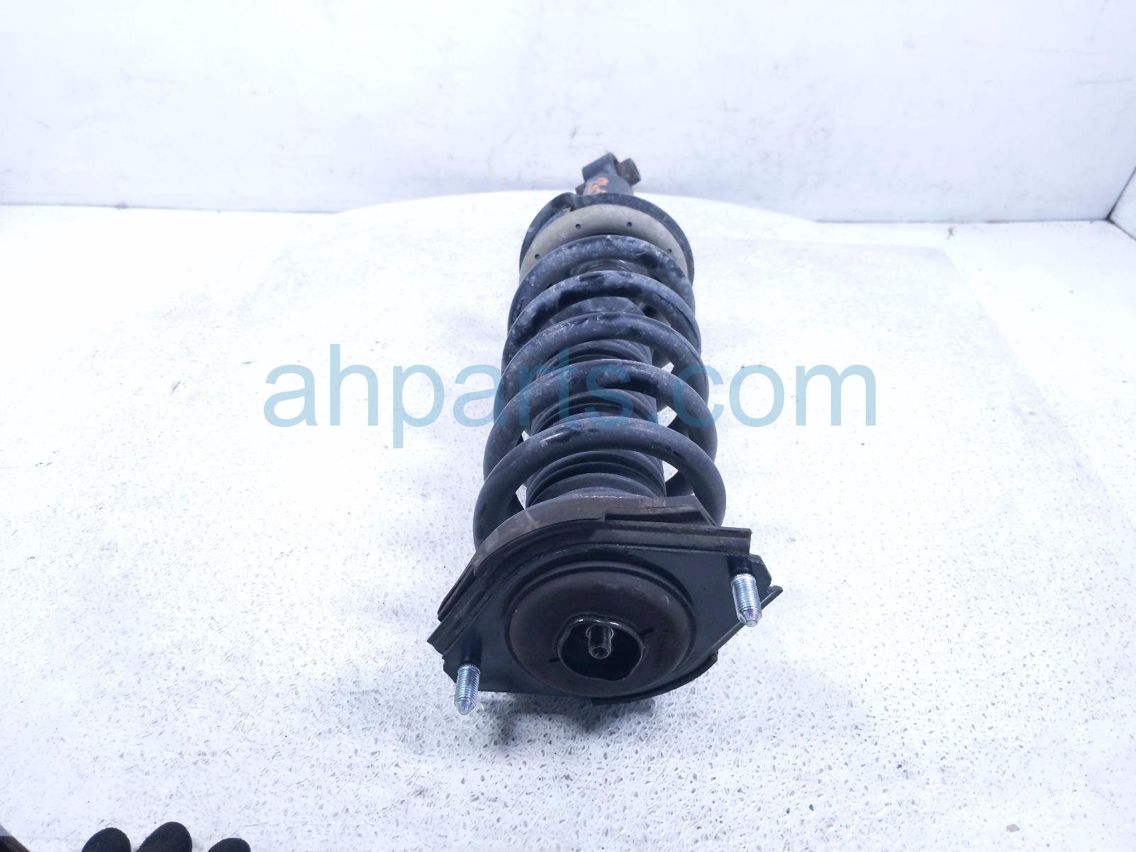 2023 Subaru Ascent Rear Passenger Strut + Spring 20365XC01B Replacement 2023 Subaru Ascent Rear Passenger Strut + Spring 20365XC01B Replacement thumbnail
