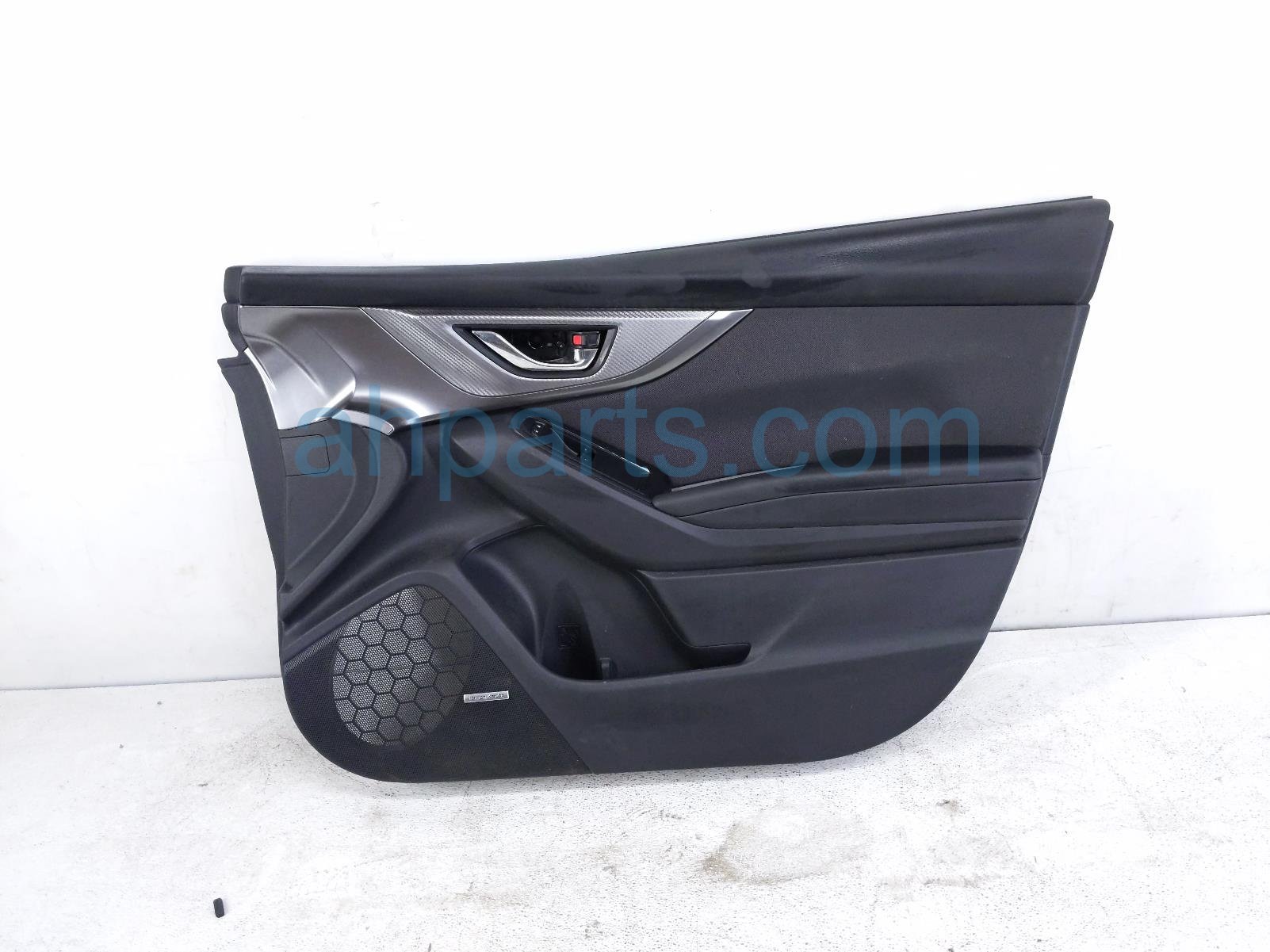 Subaru FR/RH INTERIOR DOOR PANEL - BLACK
