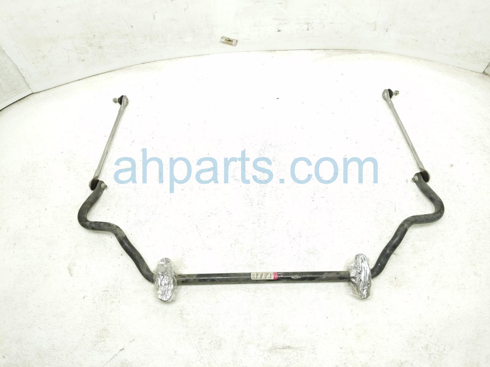 $85 Honda FRONT STABILIZER / SWAY BAR W/LINKS