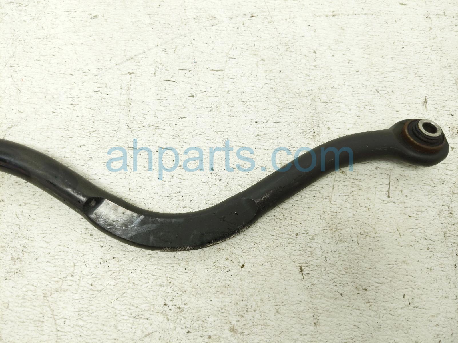 2017 Jeep Wrangler Stabilizer / Sway Front Track Bar 3.6l 4x4 52059982AG Replacement 2017 Jeep Wrangler Stabilizer / Sway Front Track Bar 3.6l 4x4 52059982AG Replacement thumbnail