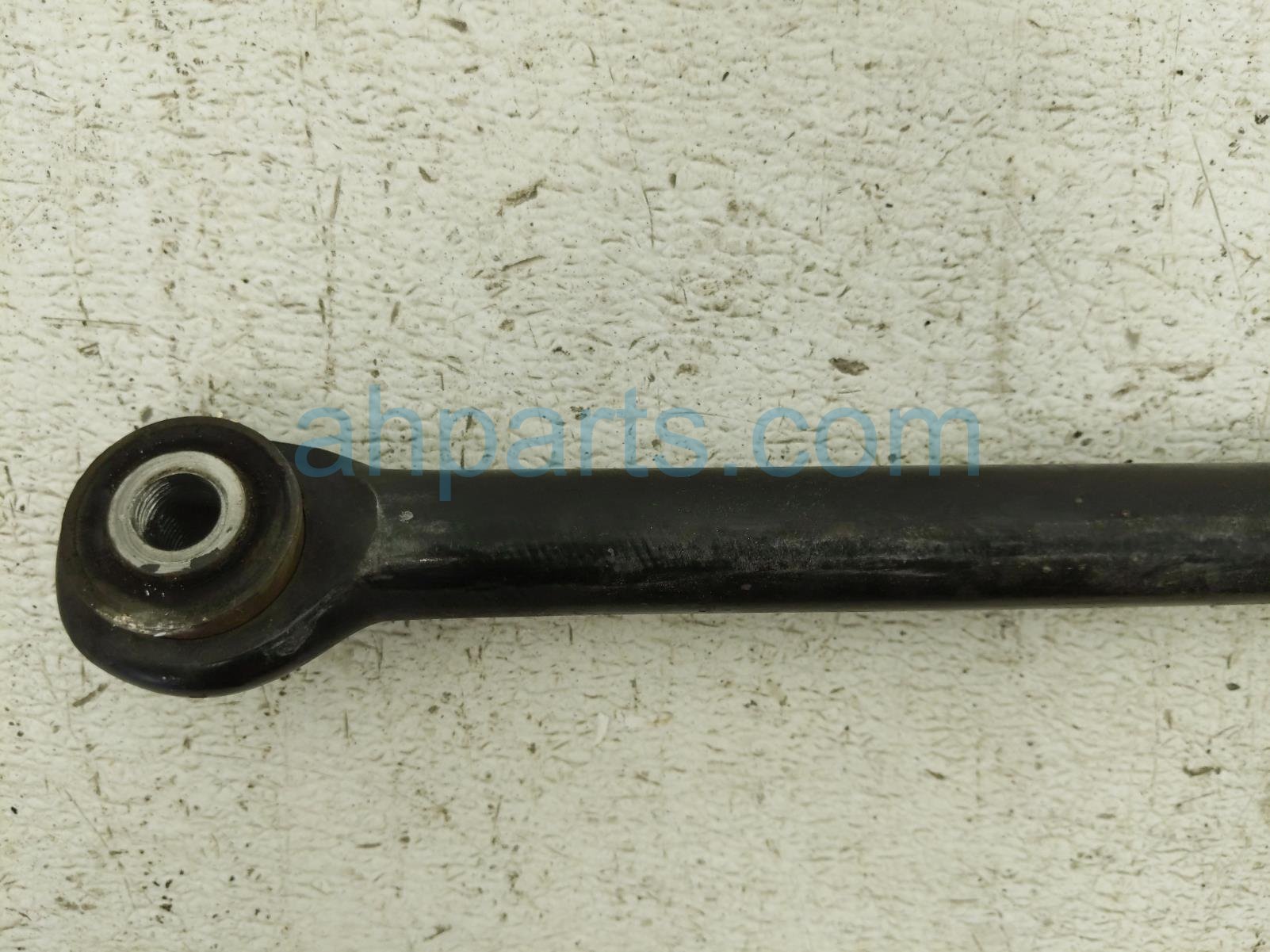 2017 Jeep Wrangler Stabilizer / Sway Front Track Bar 3.6l 4x4 52059982AG Replacement 2017 Jeep Wrangler Stabilizer / Sway Front Track Bar 3.6l 4x4 52059982AG Replacement thumbnail