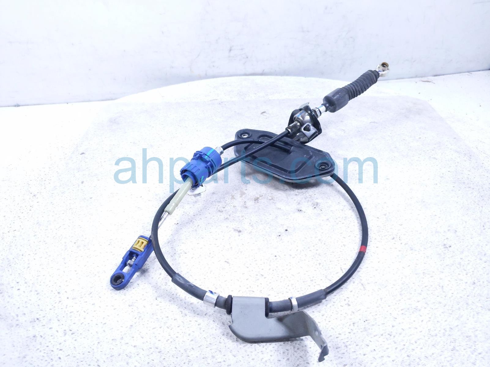 Toyota A/T FLOOR SHIFTER CABLE - 2.0L FWD