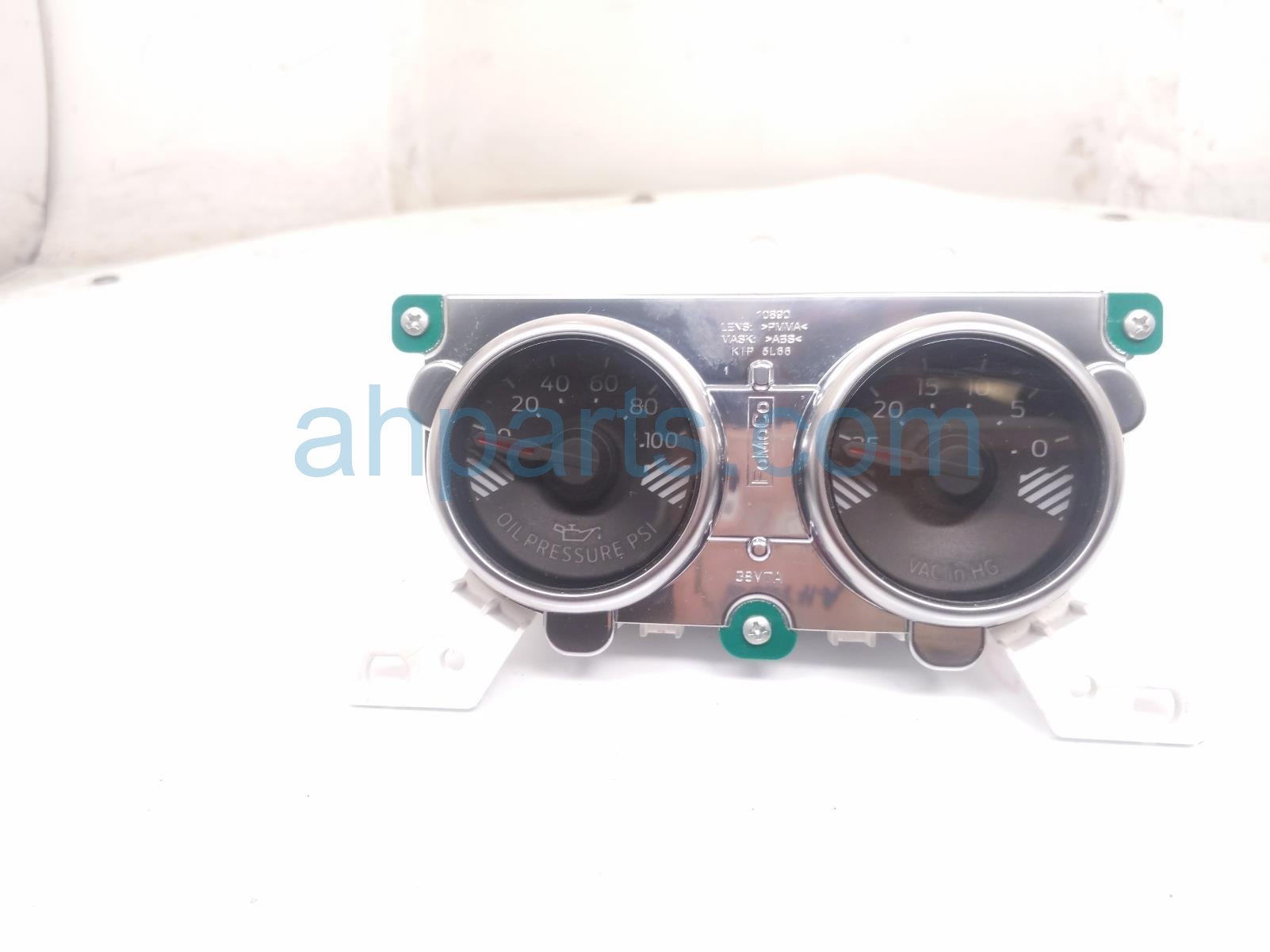 Ford OIL PRESSURE & VACCUM GAUGE CLUSTER