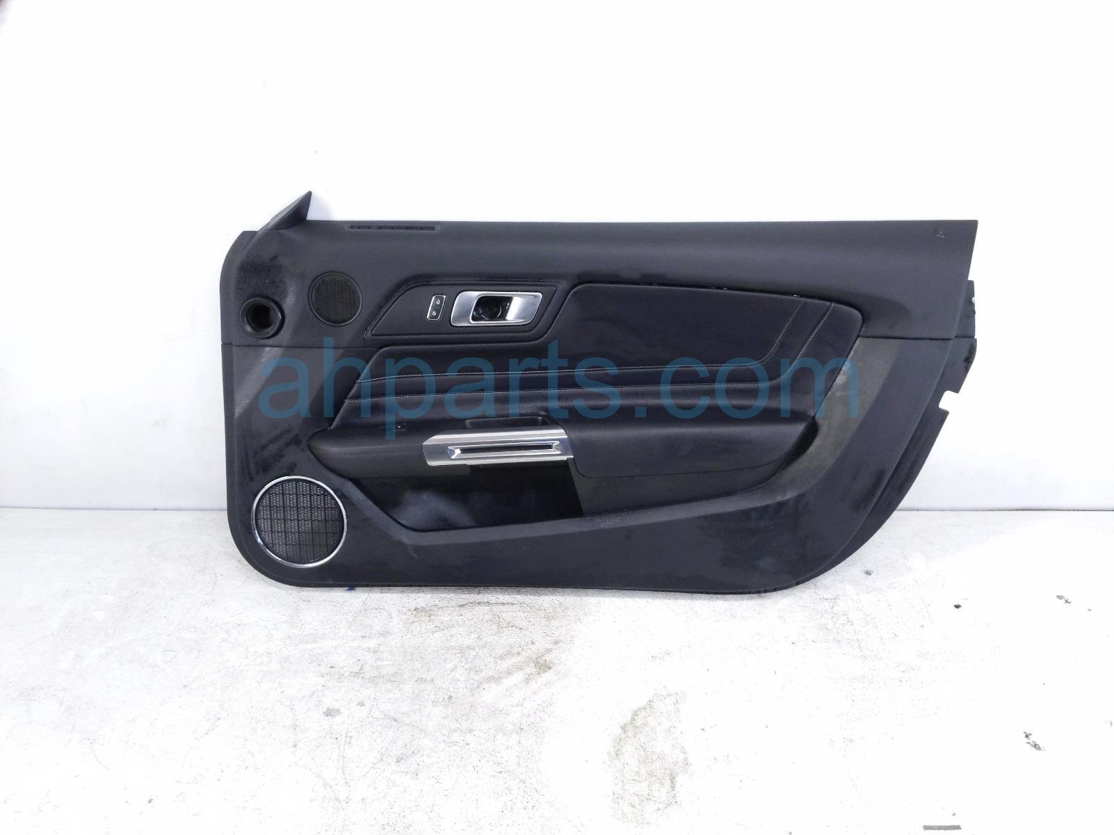 Front passenger INTERIOR DOOR PANEL - BLACK