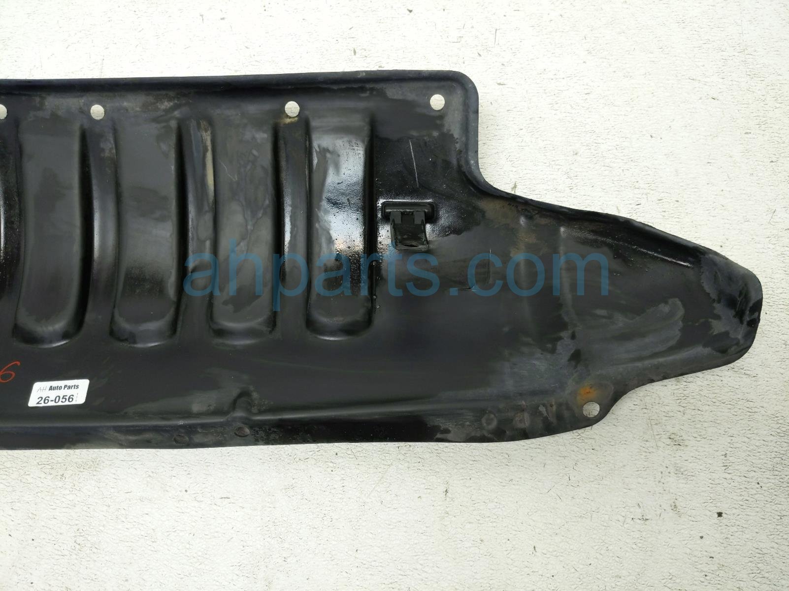 2017 Jeep Wrangler Front Lower Engine Splash Shield 1BE95XXXAD Replacement 2017 Jeep Wrangler Front Lower Engine Splash Shield 1BE95XXXAD Replacement thumbnail