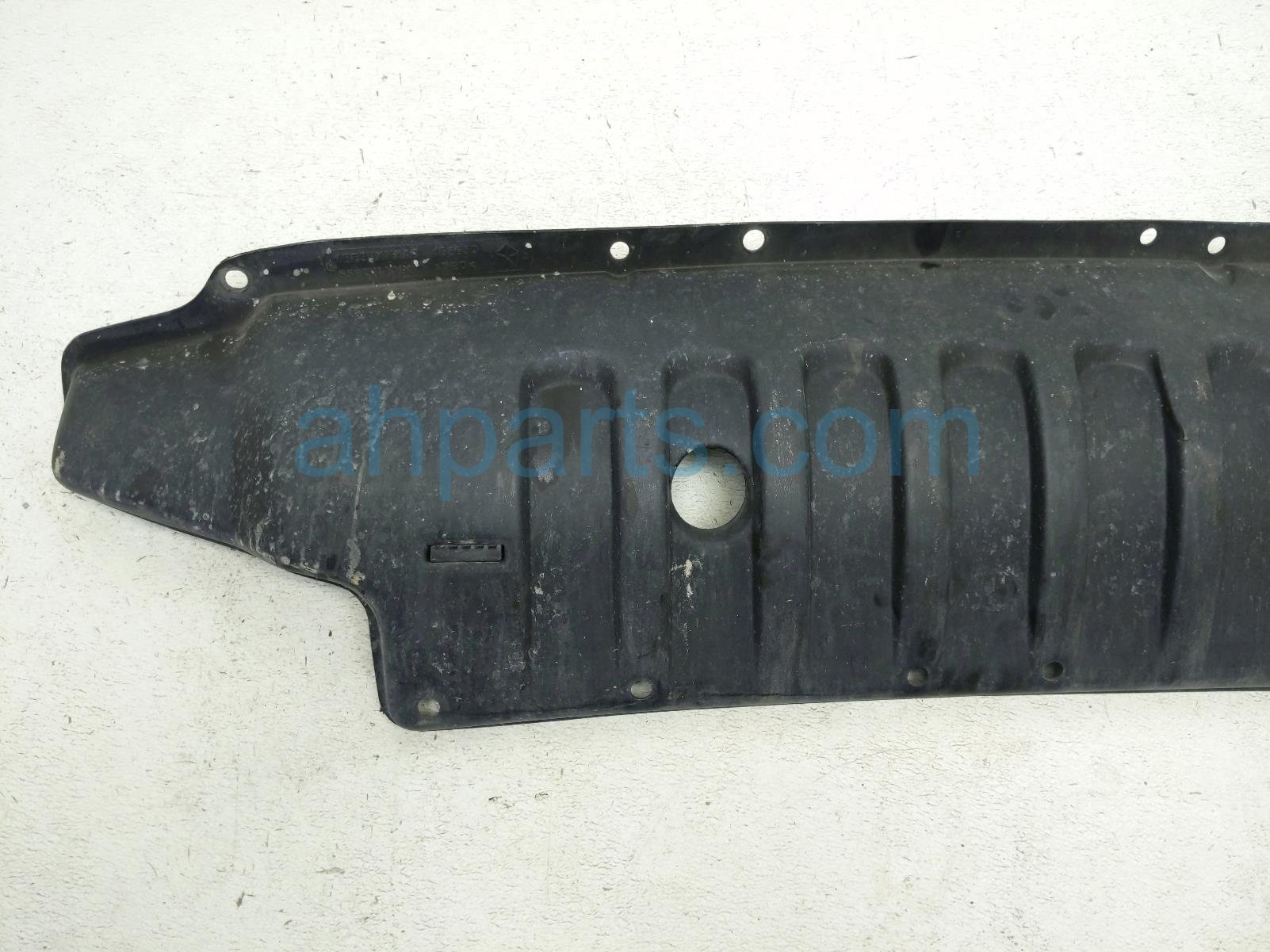 2017 Jeep Wrangler Front Lower Engine Splash Shield 1BE95XXXAD Replacement 2017 Jeep Wrangler Front Lower Engine Splash Shield 1BE95XXXAD Replacement thumbnail