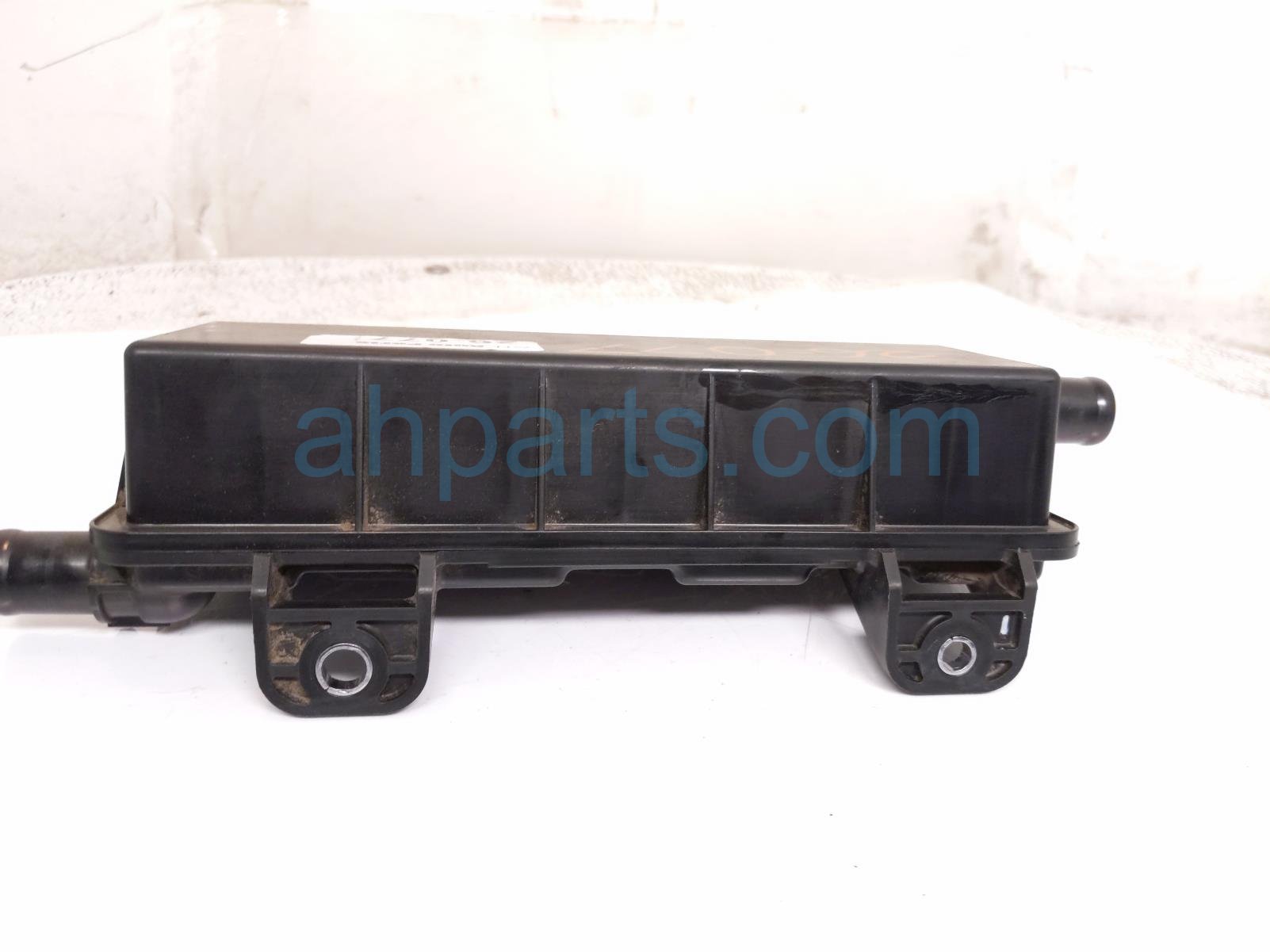 2024 Honda Accord Fuel Vapor Charcoal Canister hybrid 17315 30B A01 Replacement 2024 Honda Accord Fuel Vapor Charcoal Canister hybrid 17315 30B A01 Replacement thumbnail