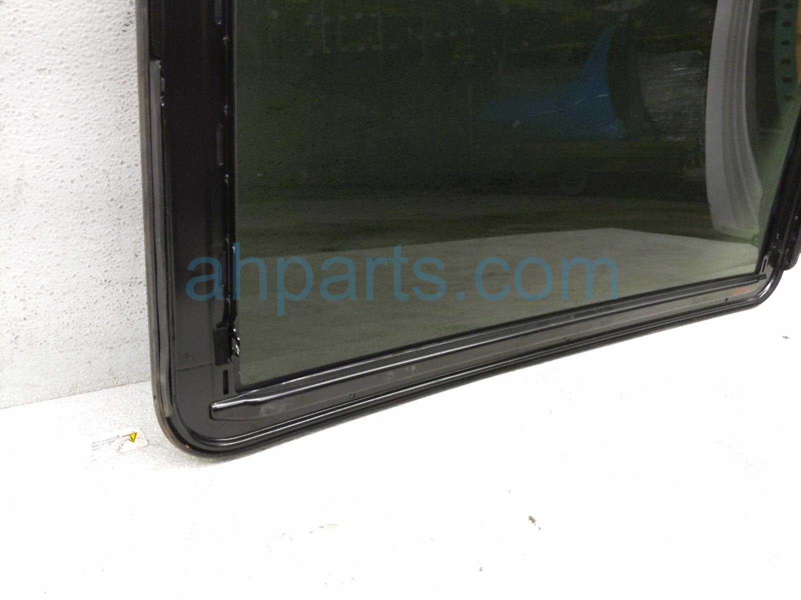2001 Lexus Ls430 Sunroof / Sun Roof Glass Window 63201 50160 Replacement 2001 Lexus Ls430 Sunroof / Sun Roof Glass Window 63201 50160 Replacement thumbnail