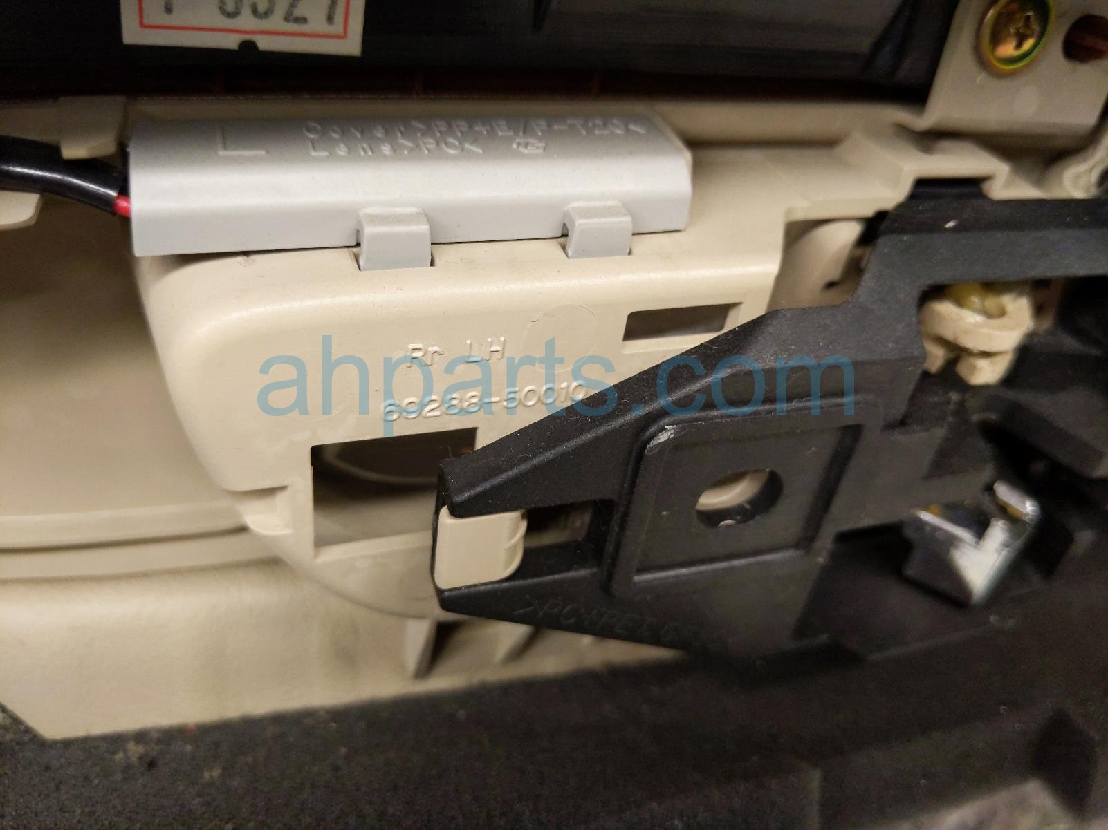 2001 Lexus Ls430 Trim / Liner Rear Driver Interior Door Panel Tan 67640 50590 A1 Replacement 2001 Lexus Ls430 Trim / Liner Rear Driver Interior Door Panel Tan 67640 50590 A1 Replacement thumbnail