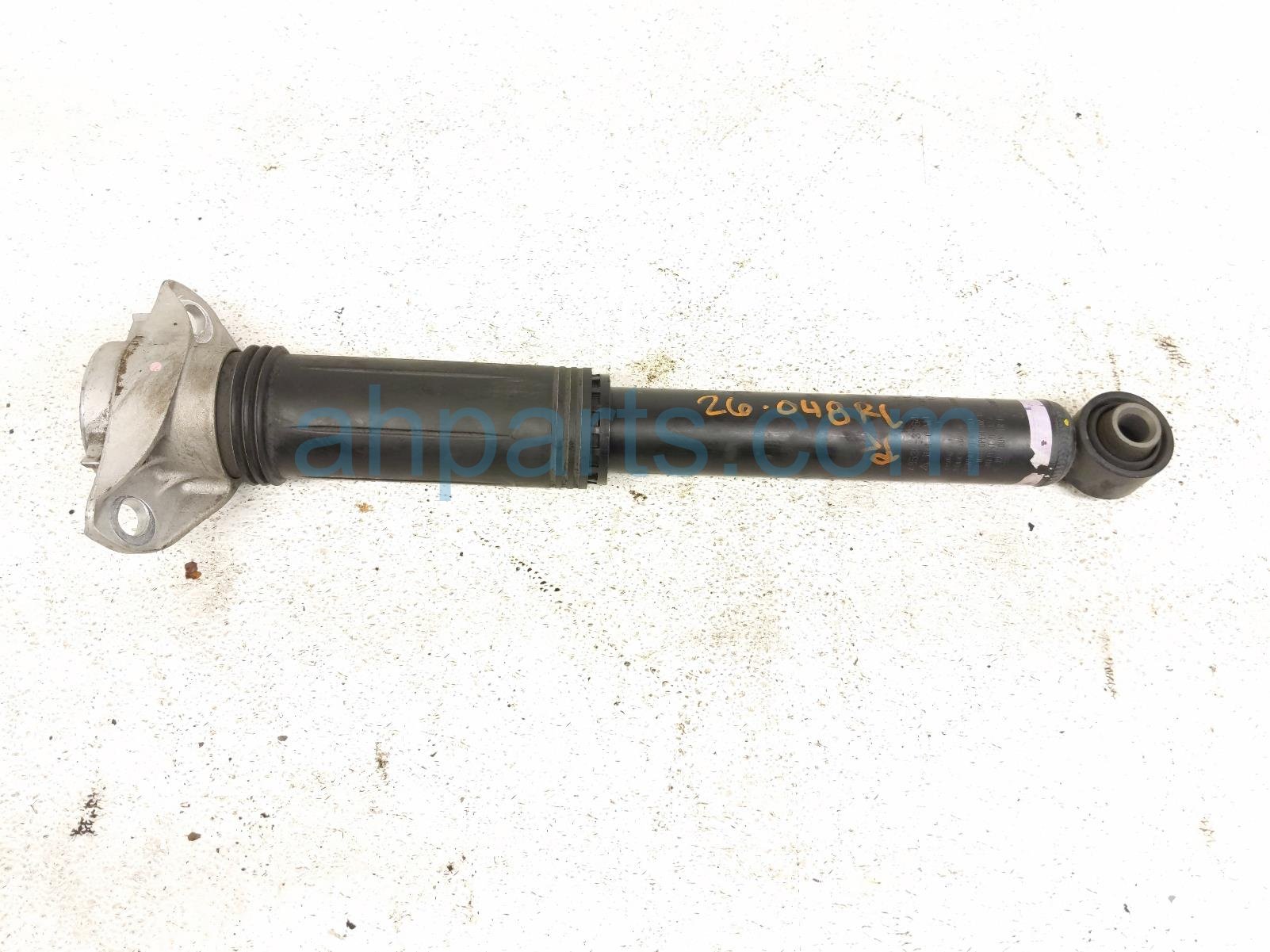 Lexus RR/LH SHOCK ABSORBER - HYBRID