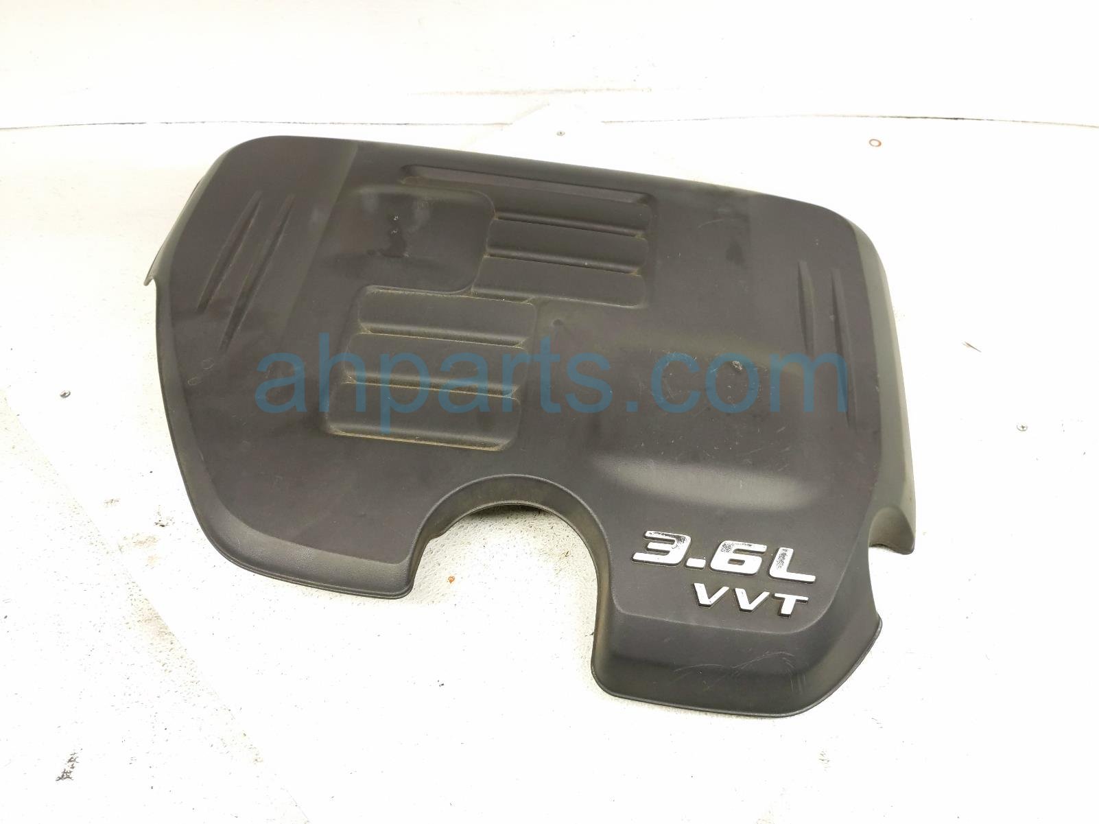 $75 Chrysler ENGINE APPEARANCE COVER - 3.6L