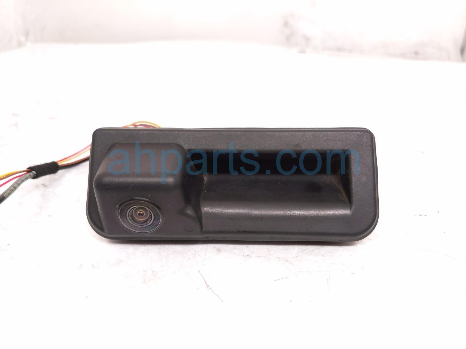 2022 Volkswagen Taos Outside/exterior Door Handle Rear Backup Camera 2GJ 827 566 C Replacement 2022 Volkswagen Taos Outside/exterior Door Handle Rear Backup Camera 2GJ 827 566 C Replacement thumbnail