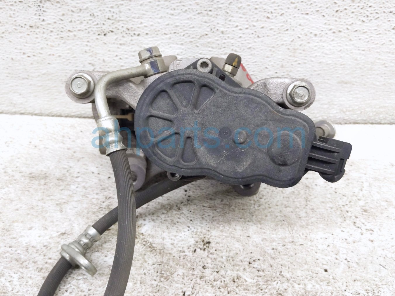 2022 Honda CR V Core Core Rear Driver Brake Caliper 43019 TLA A01 Replacement 2022 Honda CR V Core Core Rear Driver Brake Caliper 43019 TLA A01 Replacement thumbnail