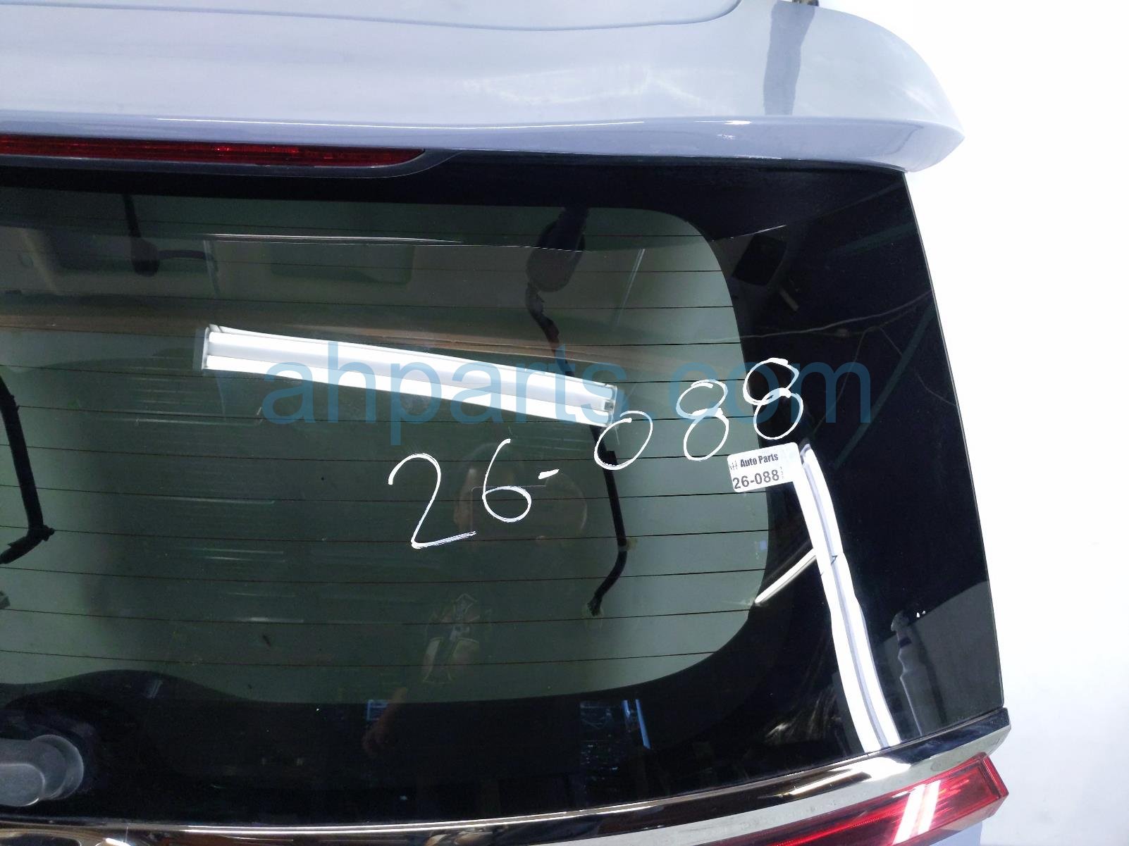 2022 Honda CR V Deck Trunk Lid Lift Gate / Tail Gate Grey *dented 68100 TLA A50ZZ Replacement 2022 Honda CR V Deck Trunk Lid Lift Gate / Tail Gate Grey *dented 68100 TLA A50ZZ Replacement thumbnail