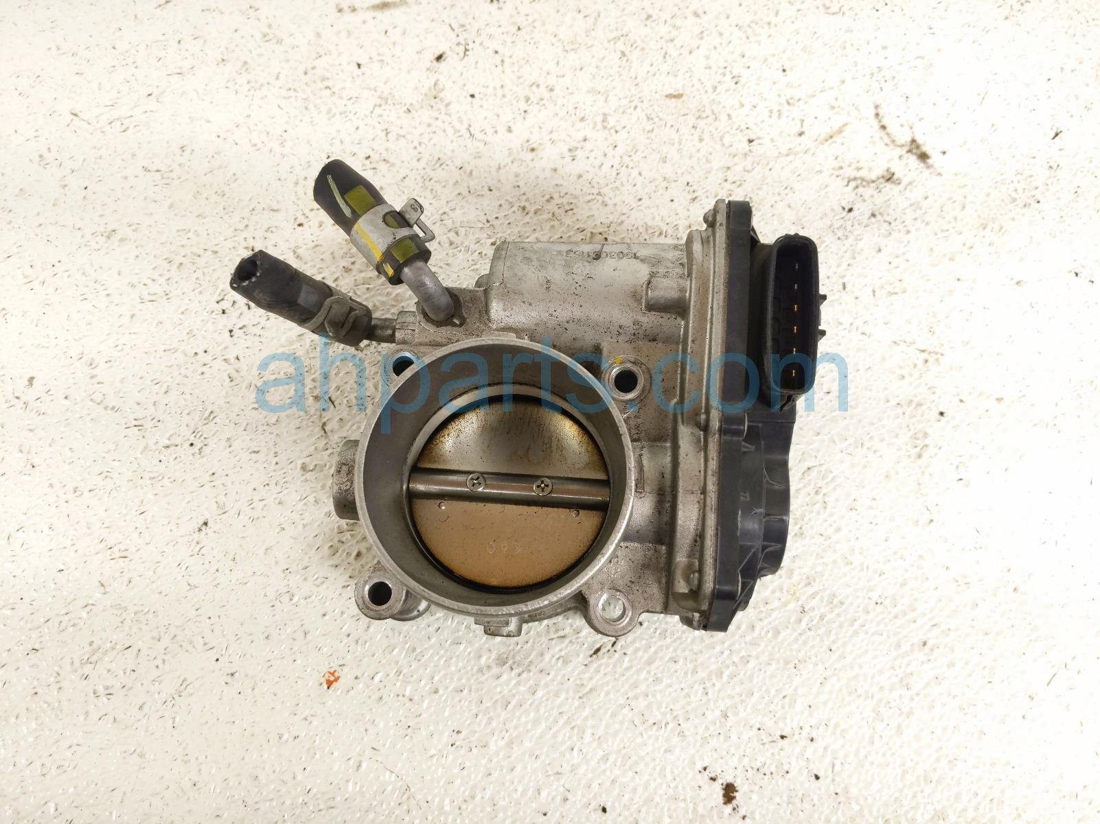 Hyundai THROTTLE BODY - 2.4L