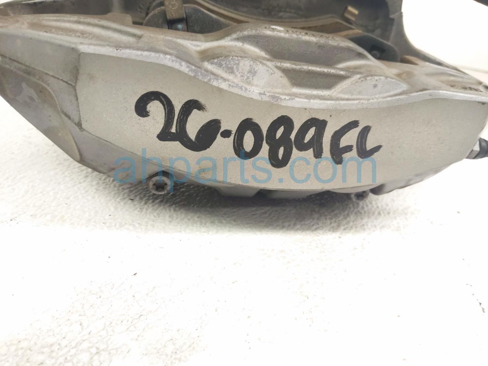 2021 Tesla Model Y Front Driver Brake Caliper 1188621 00 B Replacement 2021 Tesla Model Y Front Driver Brake Caliper 1188621 00 B Replacement thumbnail